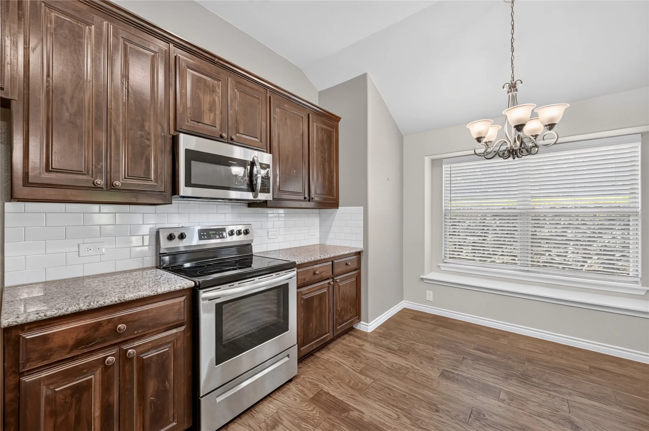 Single Family Residence For Sale in Tarrant County , 116 Wilson Cliff Drive, White Settlement, Texas 76108, 3 Bedroom, 2 Bathroom, 2 Garage spaces, 1,848 Sqft, built in 2020, mls#21341161, Real Estate Agent in White Settlement, Homes For Sale in Tarrant county, Homes For Sale in White Settlement, Realtor in White Settlement Texas, Real Estate Brokerage Independent Realty Texas, Luminita Cordes Realtor