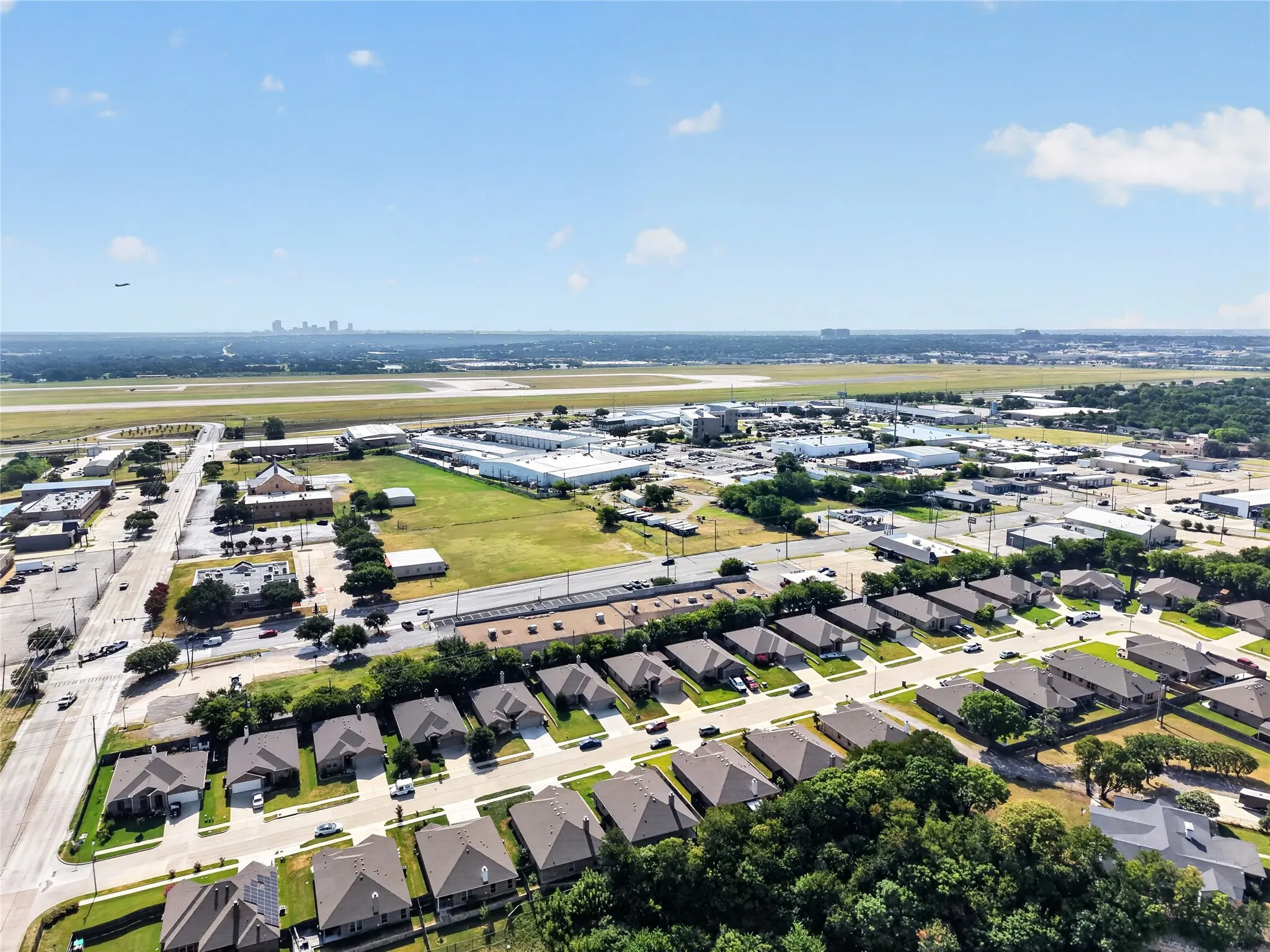 Single Family Residence For Sale in Tarrant County , 116 Wilson Cliff Drive, White Settlement, Texas 76108, 3 Bedroom, 2 Bathroom, 2 Garage spaces, 1,848 Sqft, built in 2020, mls#21341161, Real Estate Agent in White Settlement, Homes For Sale in Tarrant county, Homes For Sale in White Settlement, Realtor in White Settlement Texas, Real Estate Brokerage Independent Realty Texas, Luminita Cordes Realtor