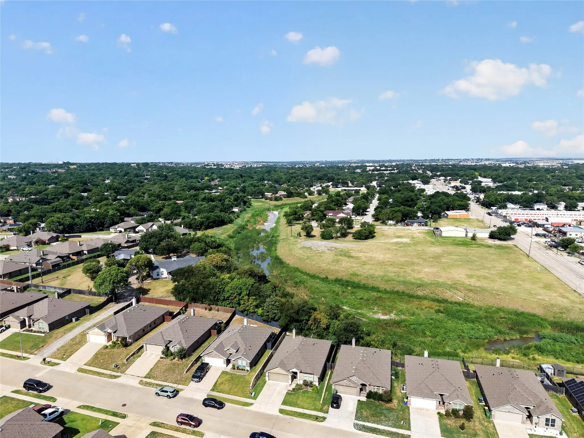 Single Family Residence For Sale in Tarrant County , 116 Wilson Cliff Drive, White Settlement, Texas 76108, 3 Bedroom, 2 Bathroom, 2 Garage spaces, 1,848 Sqft, built in 2020, mls#21341161, Real Estate Agent in White Settlement, Homes For Sale in Tarrant county, Homes For Sale in White Settlement, Realtor in White Settlement Texas, Real Estate Brokerage Independent Realty Texas, Luminita Cordes Realtor