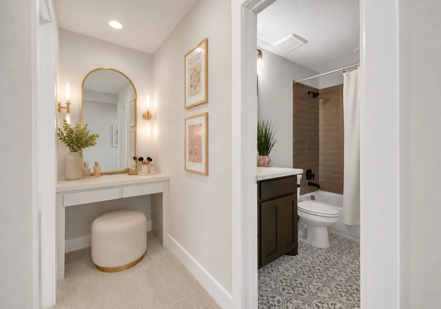 Virtually staged - vanity/desk area and ensuite Bathroom