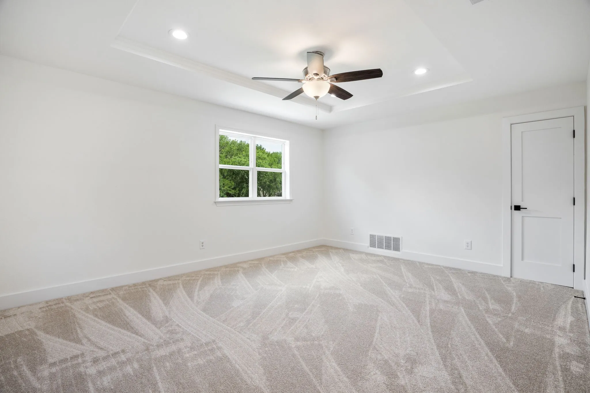Single Family Residence For Rent in Denton County , 890 Topaz Lane, Oak Point, Texas 75068, 4 Bedroom, 5 Bathroom, 3 Garage spaces, 4,091 Sqft, built in 1994, mls#21345581, Real Estate Agent in Oak Point, Homes For Rent in Denton county, Homes For Rent in Oak Point, Realtor in Oak Point Texas, Real Estate Brokerage Independent Realty Texas, Luminita Cordes Realtor