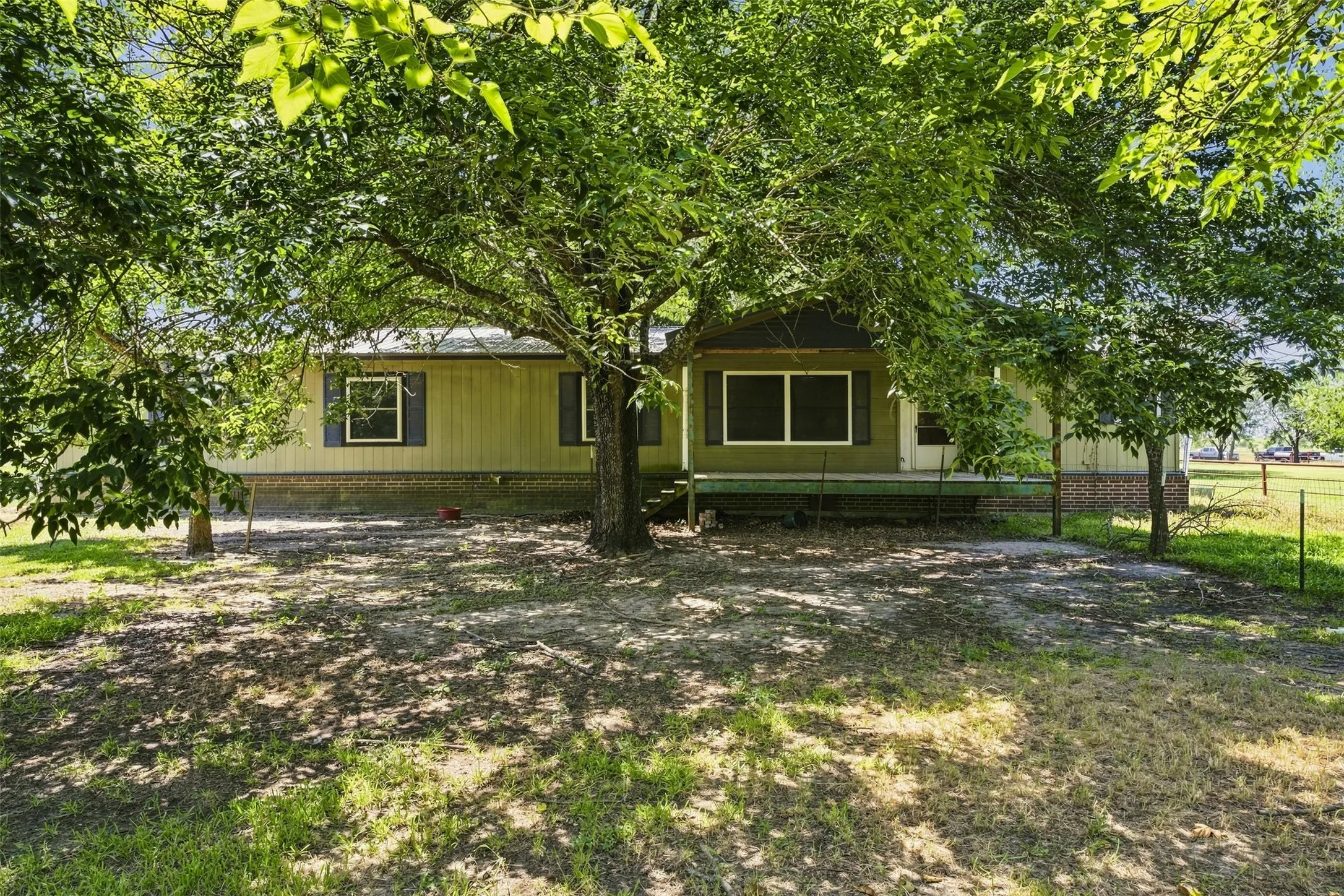 Single Family Residence For Sale in Mc Lennan County , 252 Blackland Road, Riesel, Texas 76682, 4 Bedroom, 3 Bathroom, 2 Garage spaces, 2,128 Sqft, built in 1997, mls#21343840, Real Estate Agent in Riesel, Homes For Sale in Mc Lennan county, Homes For Sale in Riesel, Realtor in Riesel Texas, Real Estate Brokerage Independent Realty Texas, Luminita Cordes Realtor