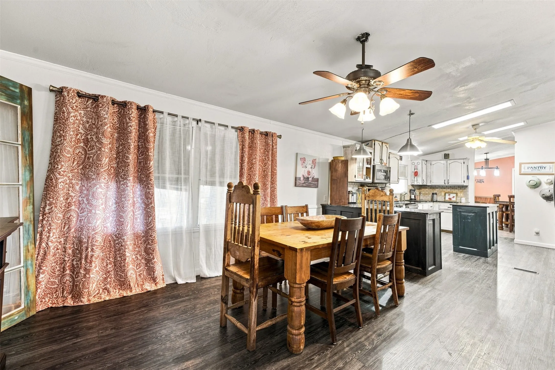 Single Family Residence For Sale in Mc Lennan County , 252 Blackland Road, Riesel, Texas 76682, 4 Bedroom, 3 Bathroom, 2 Garage spaces, 2,128 Sqft, built in 1997, mls#21343840, Real Estate Agent in Riesel, Homes For Sale in Mc Lennan county, Homes For Sale in Riesel, Realtor in Riesel Texas, Real Estate Brokerage Independent Realty Texas, Luminita Cordes Realtor