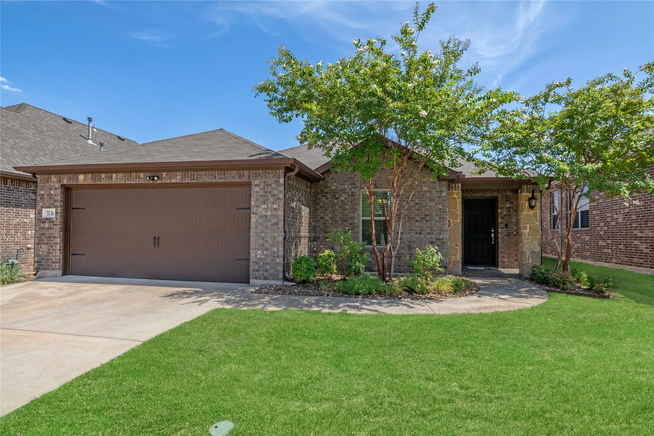 Single Family Residence For Sale in Tarrant County , 3136 Sangria Lane, Fort Worth, Texas 76177, 3 Bedroom, 2 Bathroom, 2 Garage spaces, 1,736 Sqft, built in 2017, mls#21342412, Real Estate Agent in Fort Worth, Homes For Sale in Tarrant county, Homes For Sale in Fort Worth, Realtor in Fort Worth Texas, Real Estate Brokerage Independent Realty Texas, Luminita Cordes Realtor