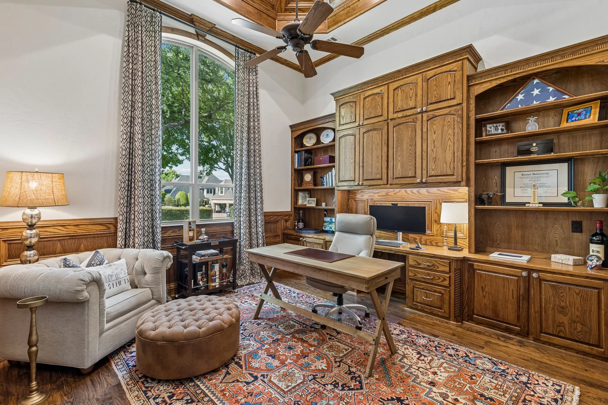 Single Family Residence For Sale in Tarrant County , 3001 LOCH MEADOW Court, Southlake, Texas 76092, 5 Bedroom, 6 Bathroom, 4 Garage spaces, 6,050 Sqft, built in 2003, mls#21345445, Real Estate Agent in Southlake, Homes For Sale in Tarrant county, Homes For Sale in Southlake, Realtor in Southlake Texas, Real Estate Brokerage Independent Realty Texas, Luminita Cordes Realtor