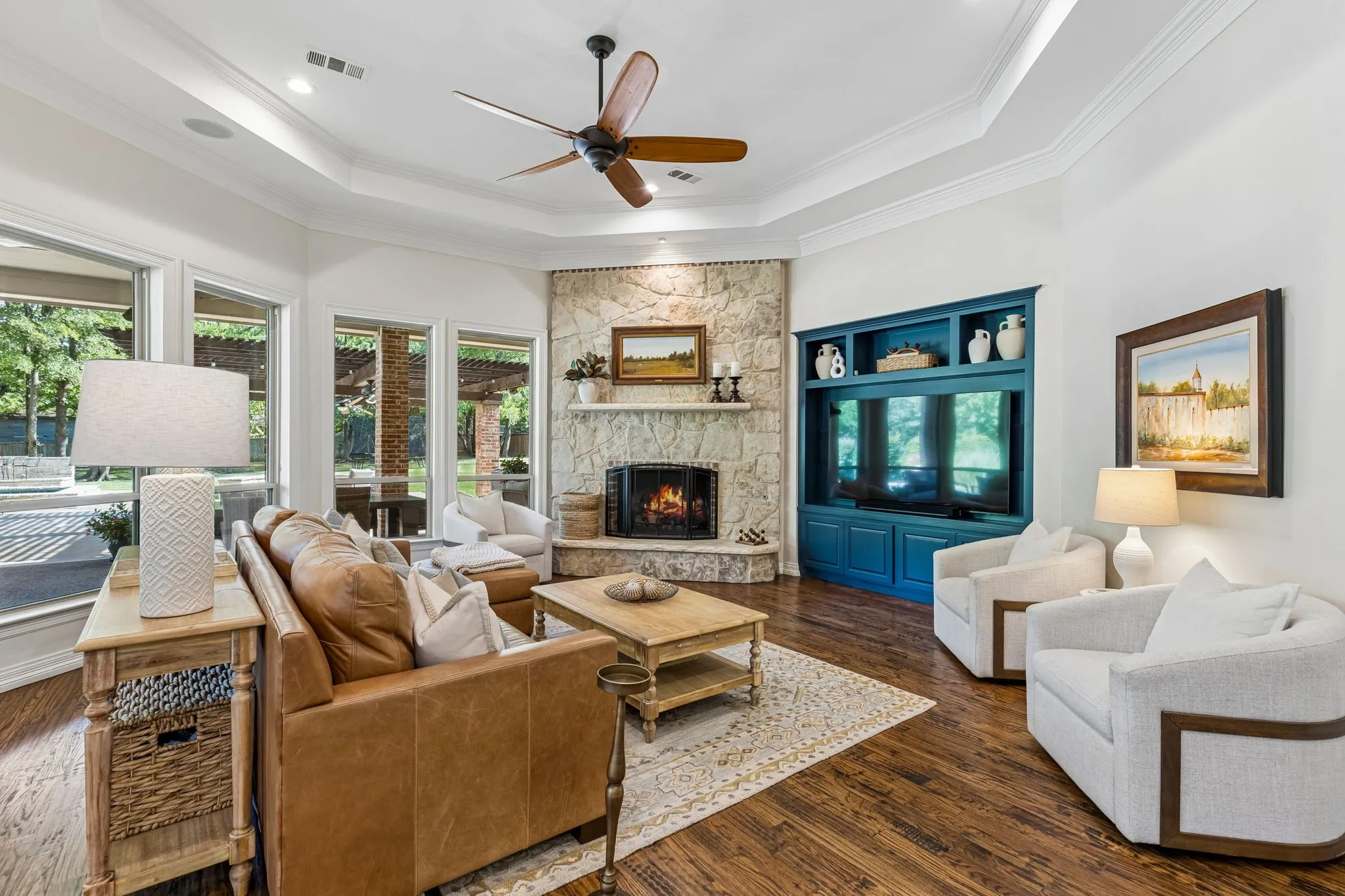 Single Family Residence For Sale in Tarrant County , 3001 LOCH MEADOW Court, Southlake, Texas 76092, 5 Bedroom, 6 Bathroom, 4 Garage spaces, 6,050 Sqft, built in 2003, mls#21345445, Real Estate Agent in Southlake, Homes For Sale in Tarrant county, Homes For Sale in Southlake, Realtor in Southlake Texas, Real Estate Brokerage Independent Realty Texas, Luminita Cordes Realtor