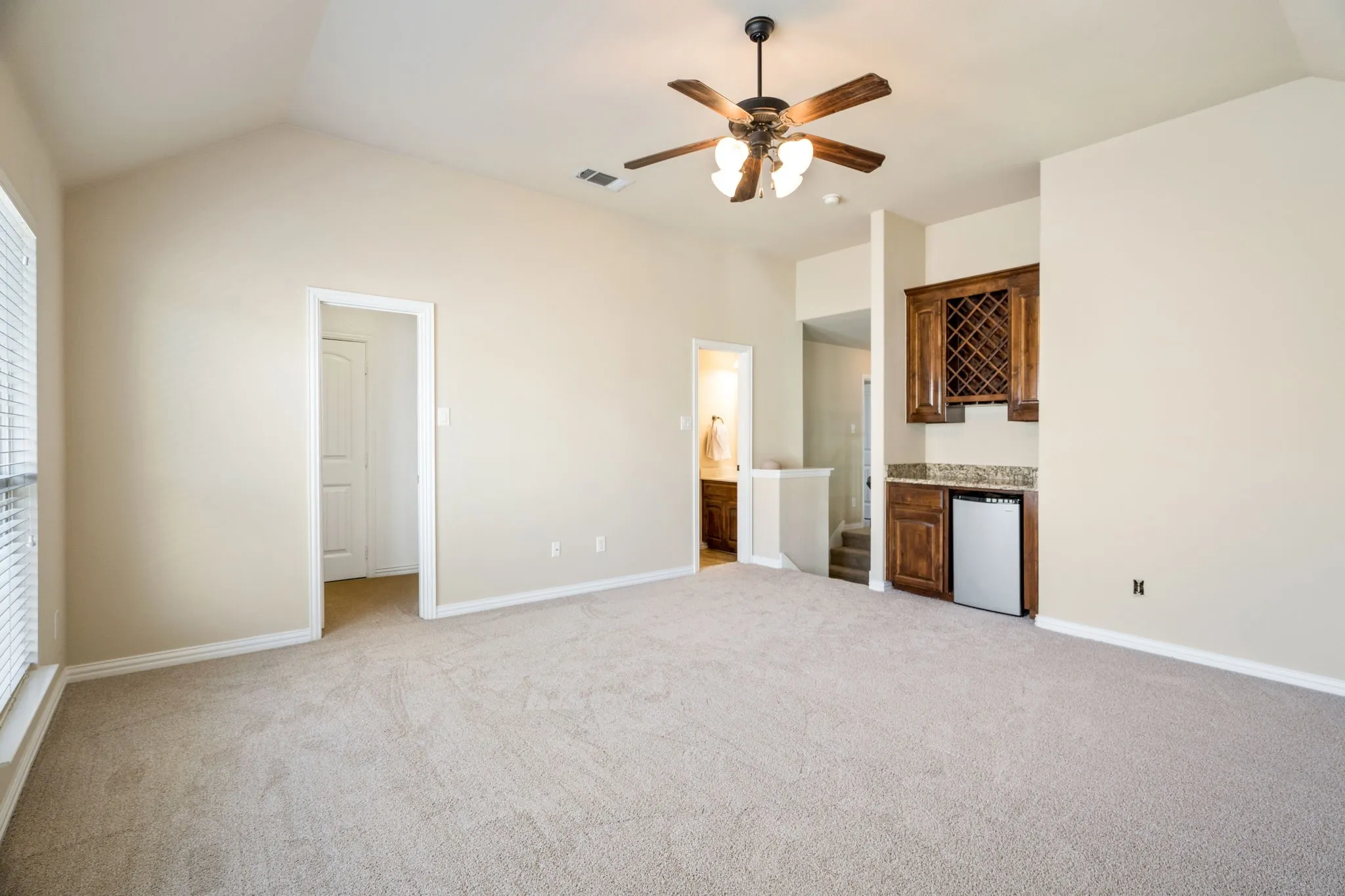 Single Family Residence For Sale in Tarrant County , 2613 Los Olivos Lane, Fort Worth, Texas 76131, 4 Bedroom, 4 Bathroom, 2 Garage spaces, 2,927 Sqft, built in 2009, Price $550,000, mls#21342719, Real Estate Agent in Fort Worth, Homes For Sale in Tarrant county, Homes For Sale in Fort Worth, Realtor in Fort Worth Texas, Real Estate Brokerage Independent Realty Texas, Luminita Cordes Realtor