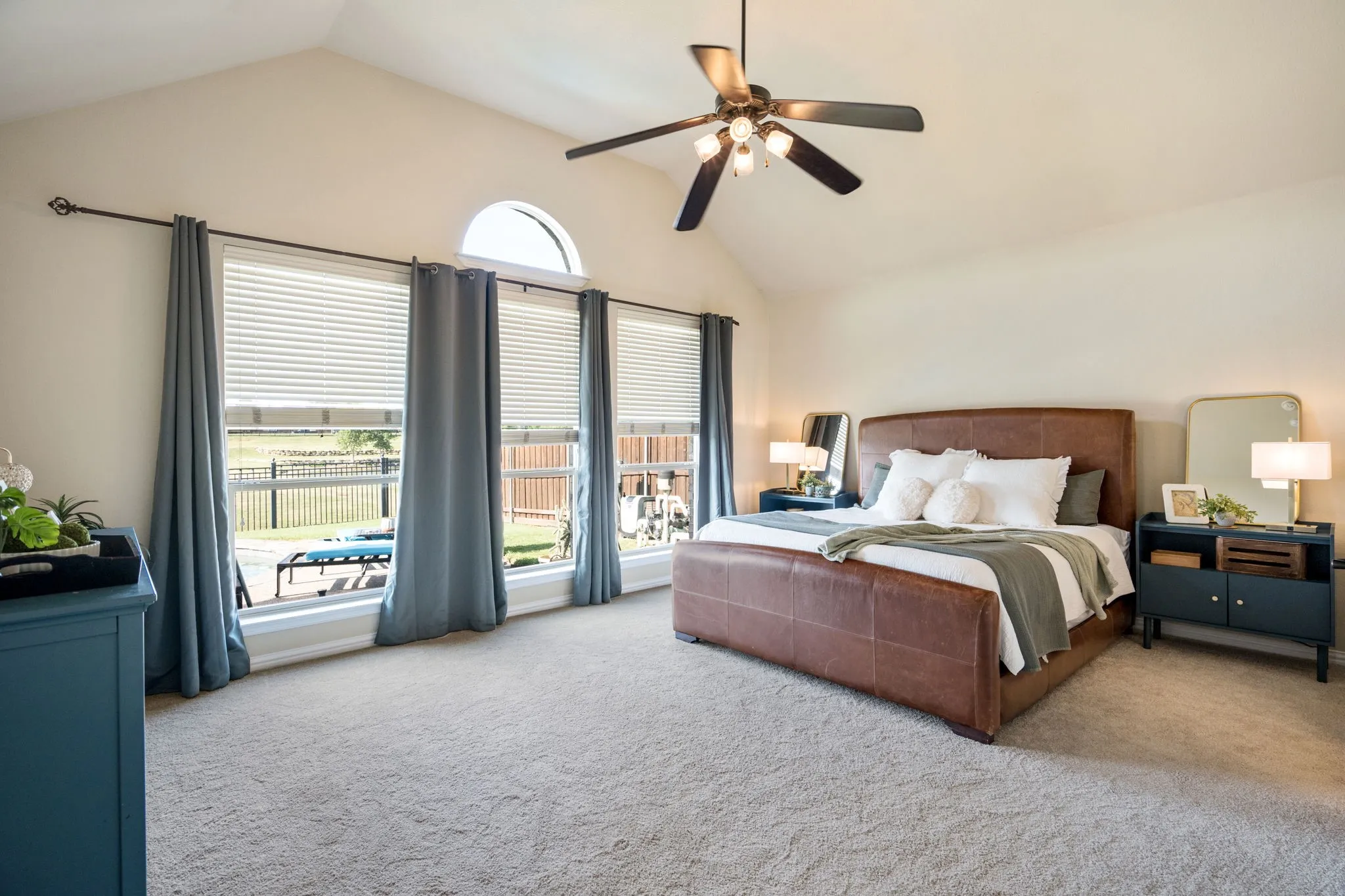 Single Family Residence For Sale in Tarrant County , 2613 Los Olivos Lane, Fort Worth, Texas 76131, 4 Bedroom, 4 Bathroom, 2 Garage spaces, 2,927 Sqft, built in 2009, Price $550,000, mls#21342719, Real Estate Agent in Fort Worth, Homes For Sale in Tarrant county, Homes For Sale in Fort Worth, Realtor in Fort Worth Texas, Real Estate Brokerage Independent Realty Texas, Luminita Cordes Realtor