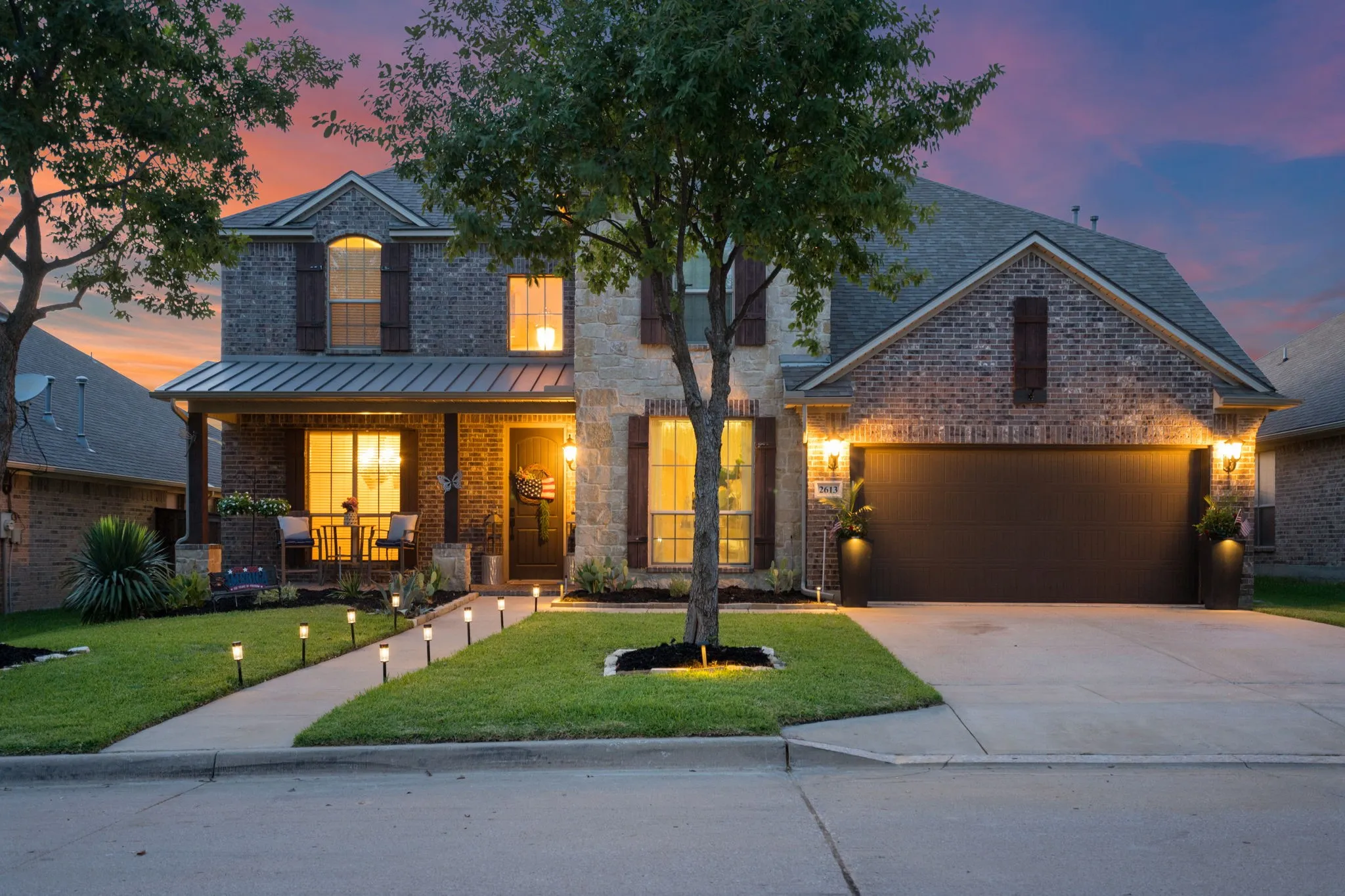 Single Family Residence For Sale in Tarrant County , 2613 Los Olivos Lane, Fort Worth, Texas 76131, 4 Bedroom, 4 Bathroom, 2 Garage spaces, 2,927 Sqft, built in 2009, Price $550,000, mls#21342719, Real Estate Agent in Fort Worth, Homes For Sale in Tarrant county, Homes For Sale in Fort Worth, Realtor in Fort Worth Texas, Real Estate Brokerage Independent Realty Texas, Luminita Cordes Realtor