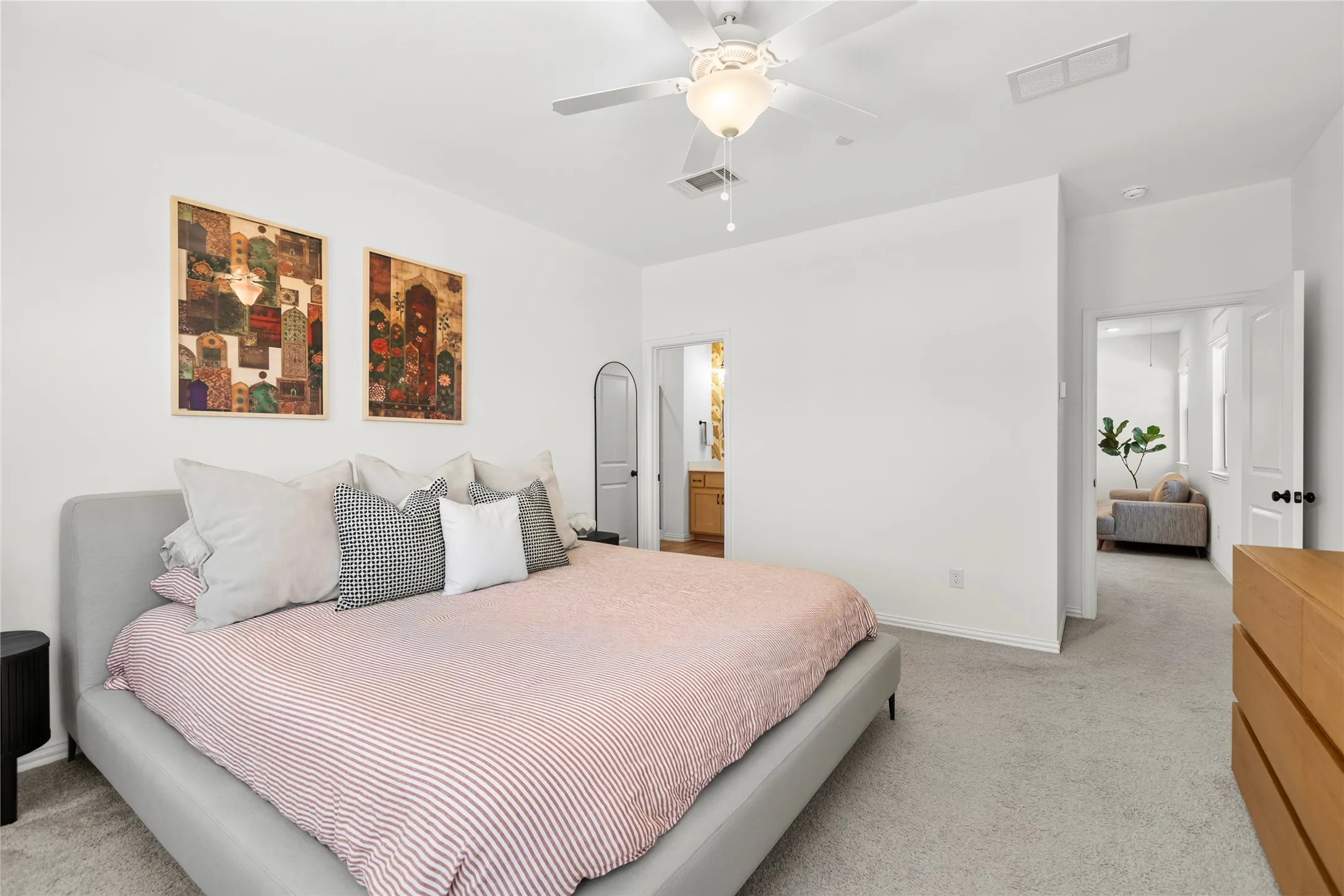 Townhouse For Sale in Dallas County , 6418 Baritone Court, Sachse, Texas 75048, 3 Bedroom, 3 Bathroom, 2 Garage spaces, 1,997 Sqft, built in 2024, mls#21345358, Real Estate Agent in Sachse, Homes For Sale in Dallas county, Homes For Sale in Sachse, Realtor in Sachse Texas, Real Estate Brokerage Independent Realty Texas, Luminita Cordes Realtor