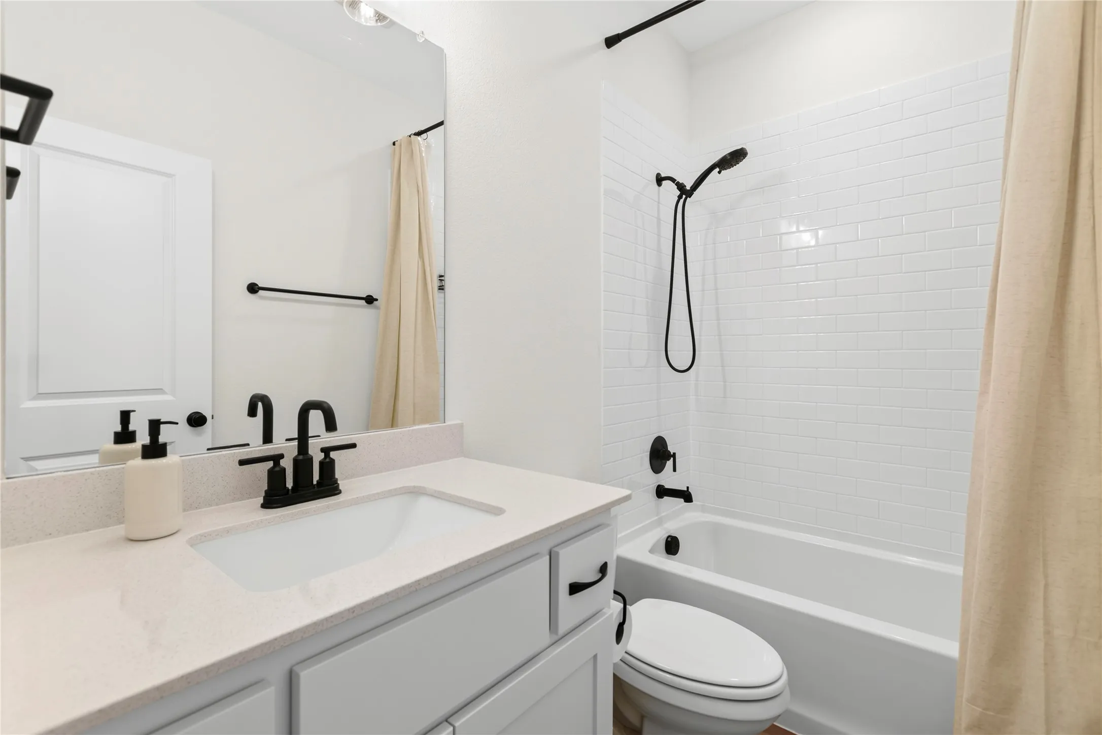 Townhouse For Sale in Dallas County , 6418 Baritone Court, Sachse, Texas 75048, 3 Bedroom, 3 Bathroom, 2 Garage spaces, 1,997 Sqft, built in 2024, mls#21345358, Real Estate Agent in Sachse, Homes For Sale in Dallas county, Homes For Sale in Sachse, Realtor in Sachse Texas, Real Estate Brokerage Independent Realty Texas, Luminita Cordes Realtor