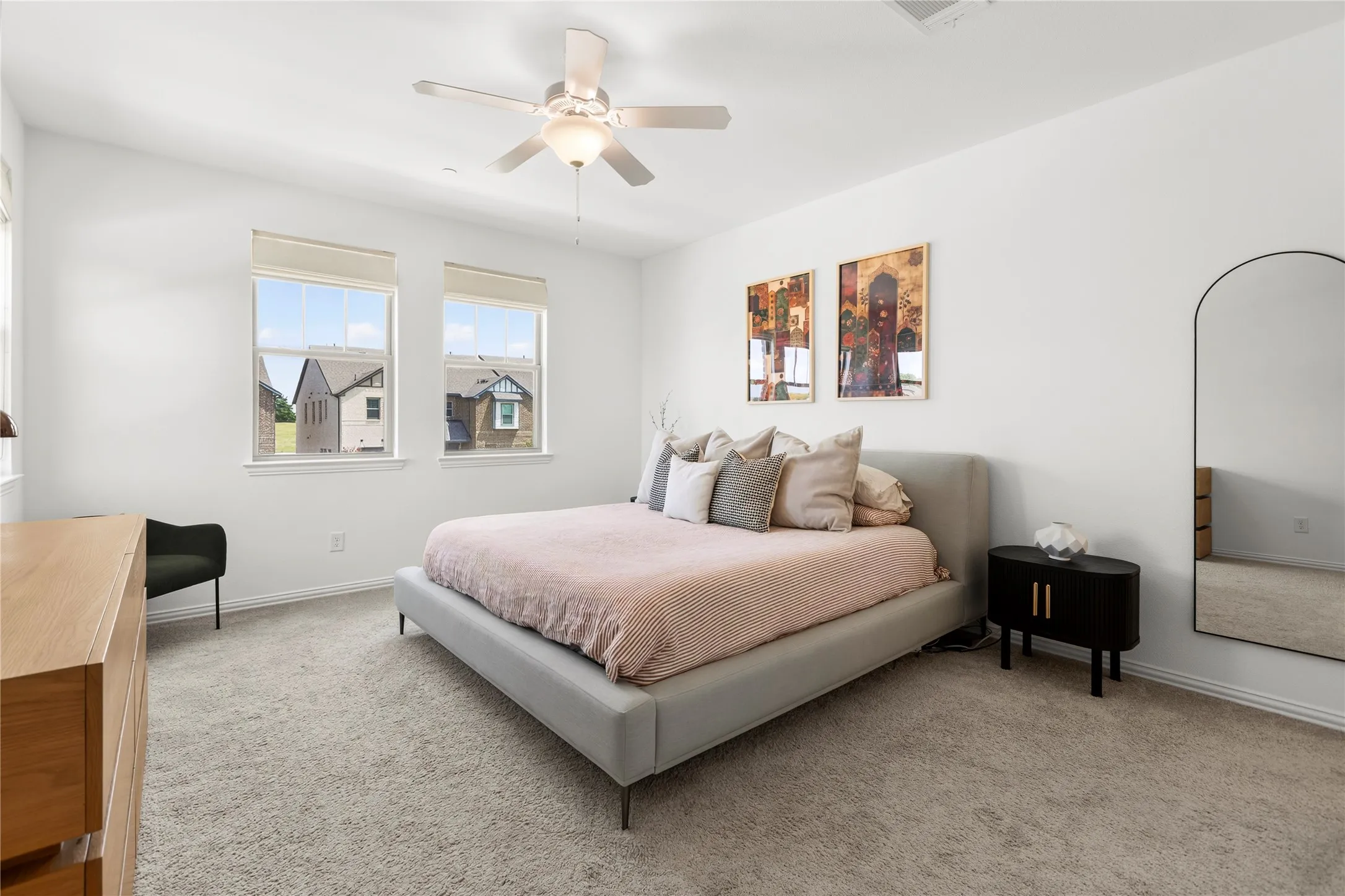 Townhouse For Sale in Dallas County , 6418 Baritone Court, Sachse, Texas 75048, 3 Bedroom, 3 Bathroom, 2 Garage spaces, 1,997 Sqft, built in 2024, mls#21345358, Real Estate Agent in Sachse, Homes For Sale in Dallas county, Homes For Sale in Sachse, Realtor in Sachse Texas, Real Estate Brokerage Independent Realty Texas, Luminita Cordes Realtor