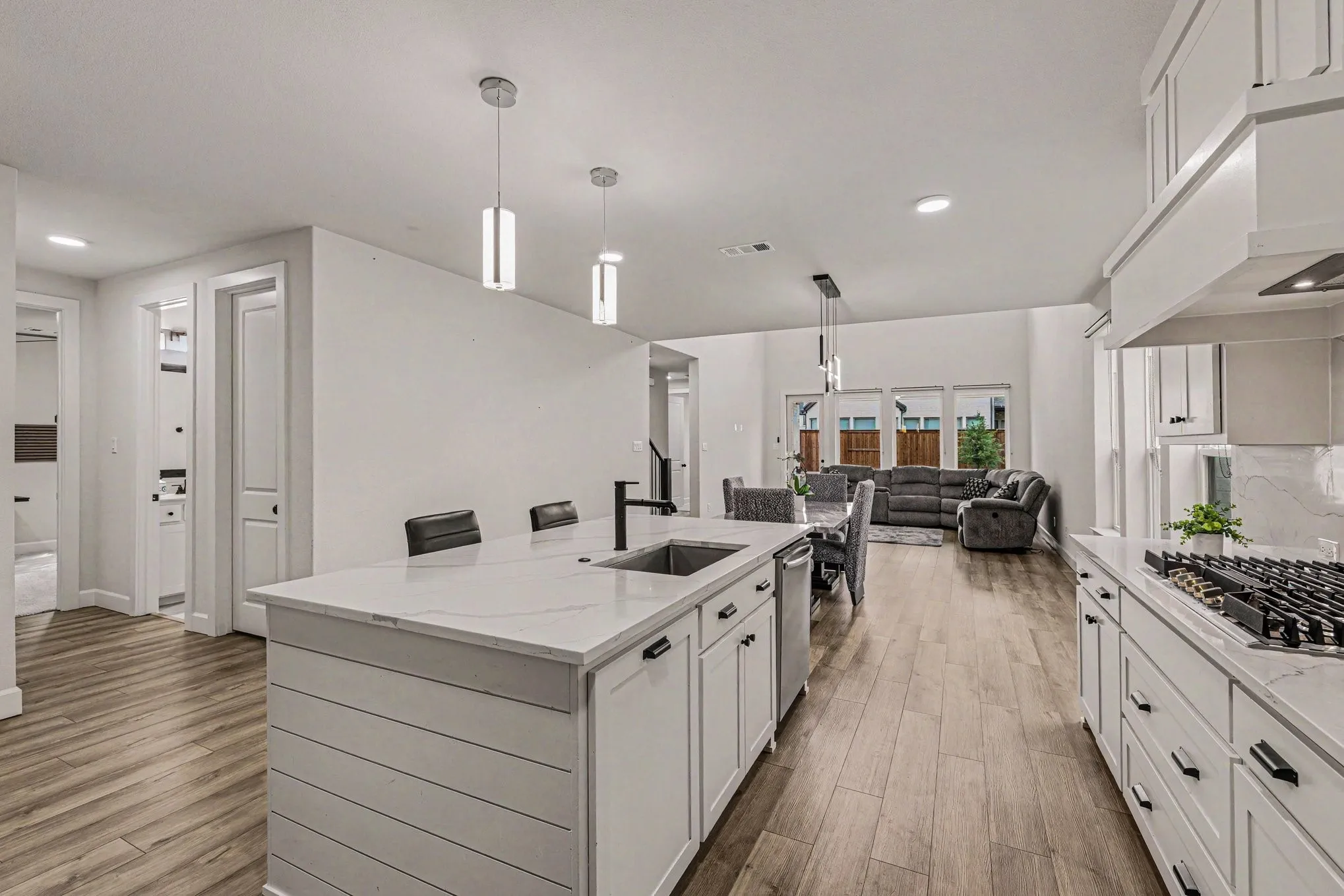 Single Family Residence For Sale in Denton County , 4101 Kestrel Street, Prosper, Texas 75078, 5 Bedroom, 4 Bathroom, 2 Garage spaces, 3,450 Sqft, built in 2024, mls#21344261, Real Estate Agent in Prosper, Homes For Sale in Denton county, Homes For Sale in Prosper, Realtor in Prosper Texas, Real Estate Brokerage Independent Realty Texas, Luminita Cordes Realtor