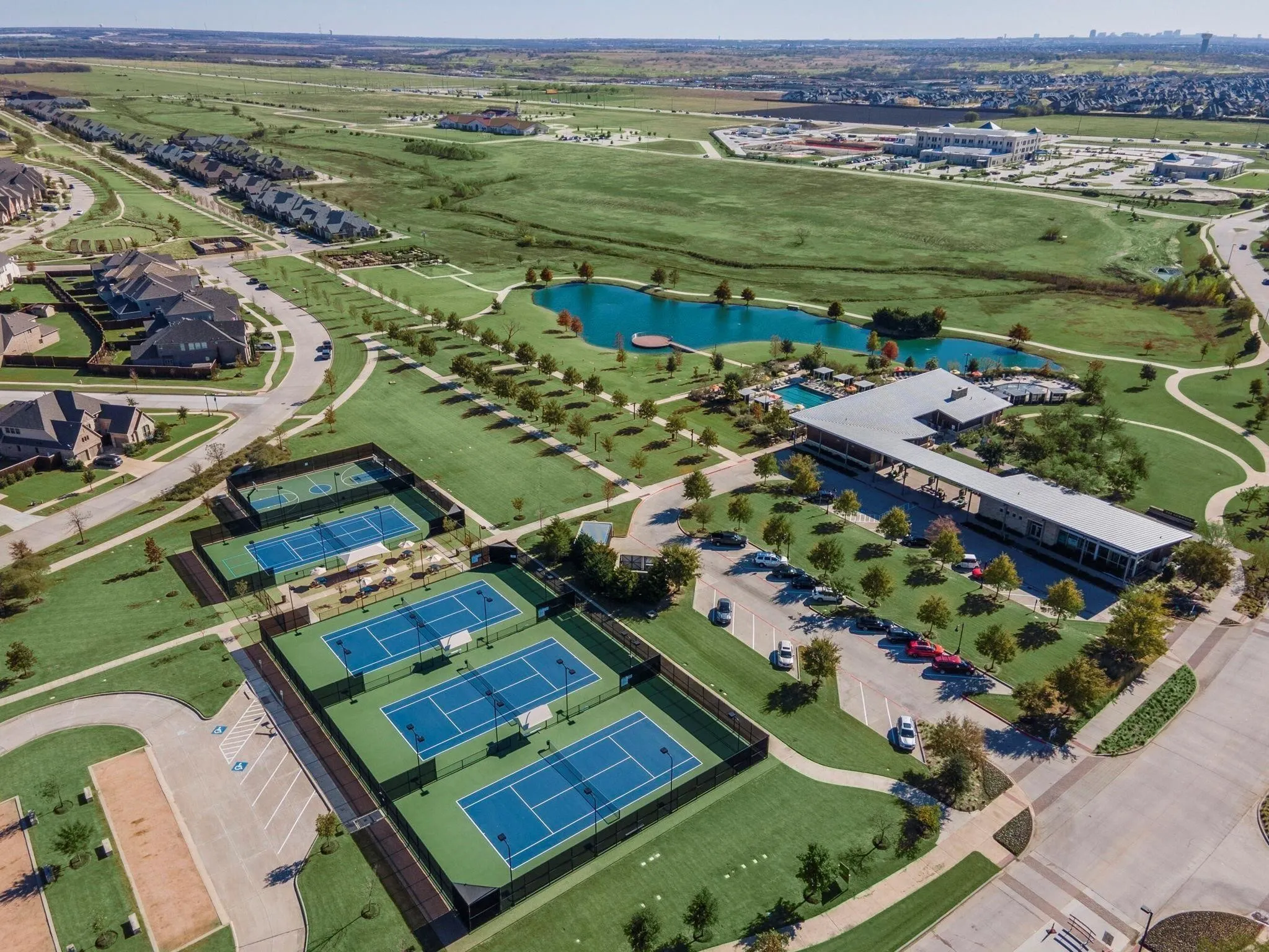 Pickelball Courts
