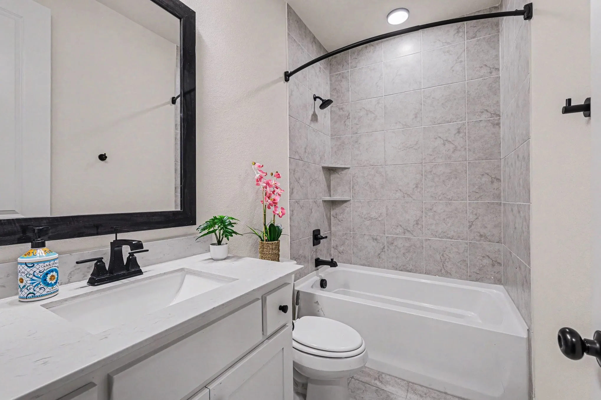 1st floor full bathroom