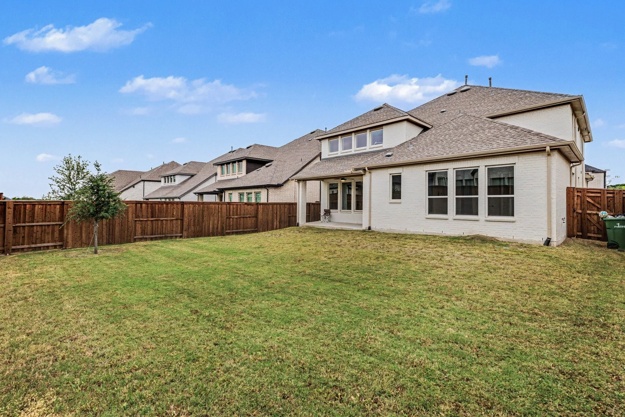 Pool size back yard 50' lot