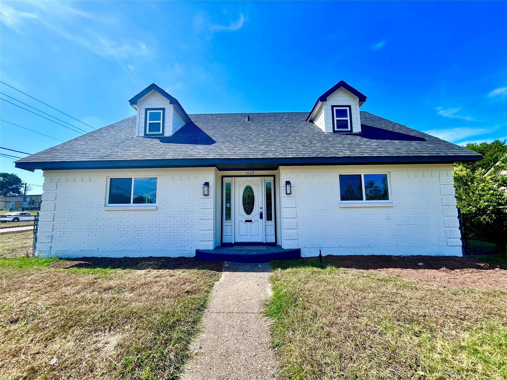 Single Family Residence For Sale