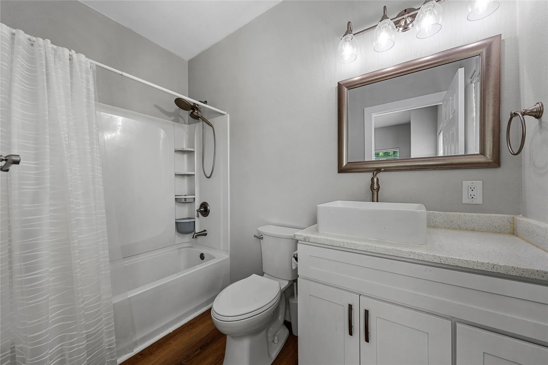 Single Family Residence For Sale in Mc Lennan County , 3008 S 3rd Street, Waco, Texas 76706, 5 Bedroom, 6 Bathroom, Garage spaces, 2,675 Sqft, built in 2023, mls#21342202, Real Estate Agent in Waco, Homes For Sale in Mc Lennan county, Homes For Sale in Waco, Realtor in Waco Texas, Real Estate Brokerage Independent Realty Texas, Luminita Cordes Realtor