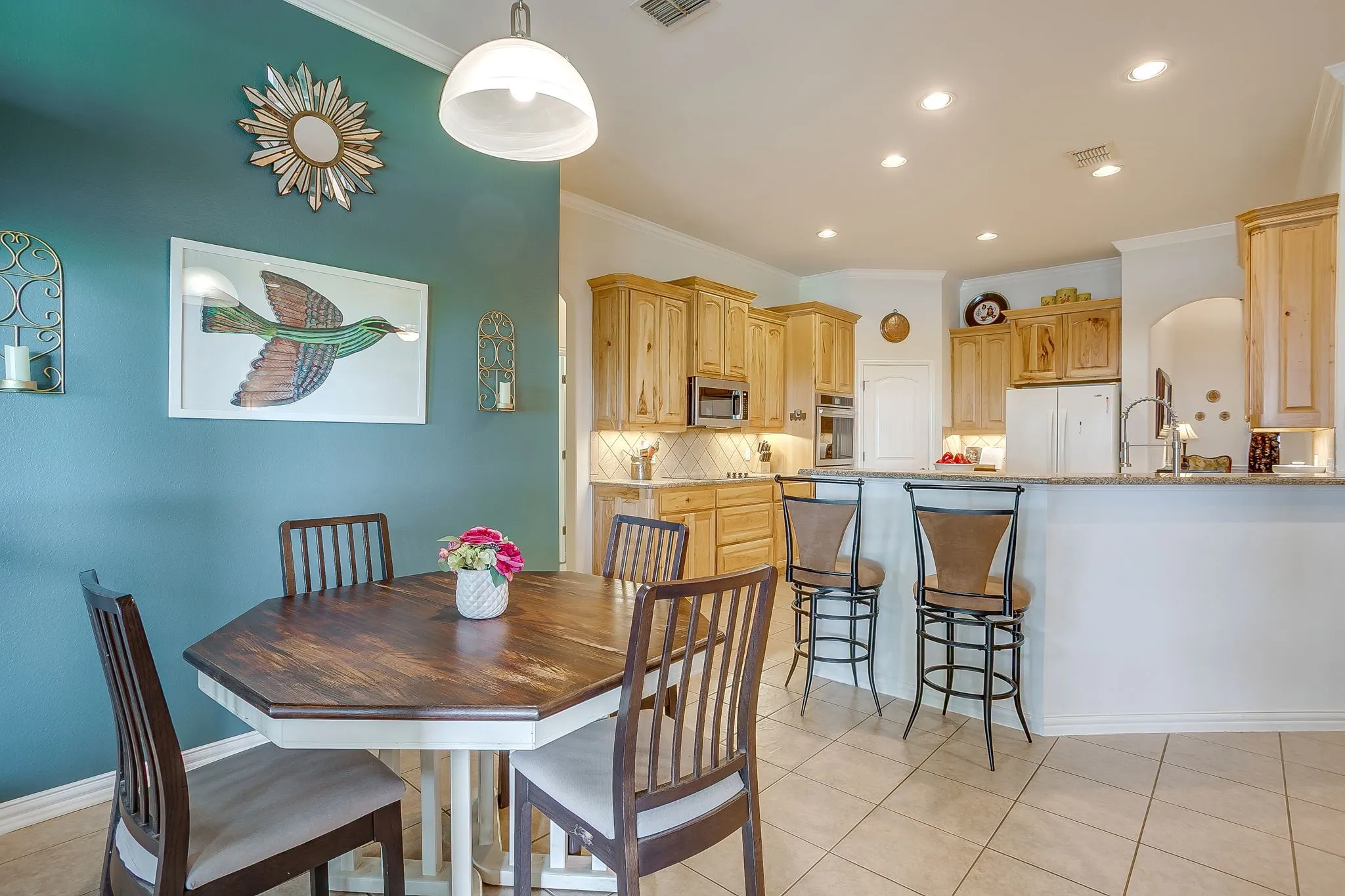 Single Family Residence For Sale in Parker County , 505 Morrow Road, Springtown, Texas 76082, 3 Bedroom, 2 Bathroom, 3 Garage spaces, 2,201 Sqft, built in 2006, mls#21343578, Real Estate Agent in Springtown, Homes For Sale in Parker county, Homes For Sale in Springtown, Realtor in Springtown Texas, Real Estate Brokerage Independent Realty Texas, Luminita Cordes Realtor
