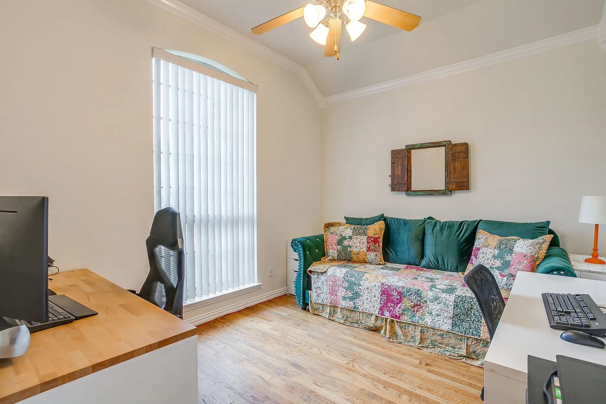 Single Family Residence For Sale in Parker County , 505 Morrow Road, Springtown, Texas 76082, 3 Bedroom, 2 Bathroom, 3 Garage spaces, 2,201 Sqft, built in 2006, mls#21343578, Real Estate Agent in Springtown, Homes For Sale in Parker county, Homes For Sale in Springtown, Realtor in Springtown Texas, Real Estate Brokerage Independent Realty Texas, Luminita Cordes Realtor