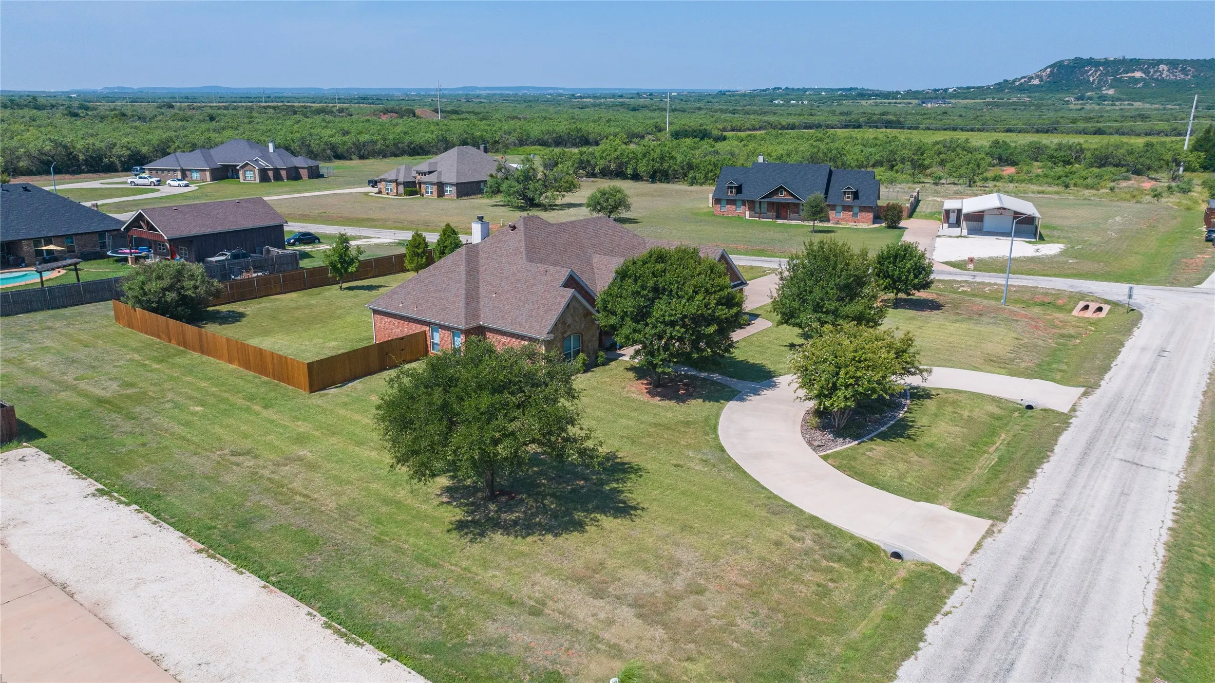 Single Family Residence For Sale in Taylor County , 173 Divide Avenue, Tuscola, Texas 79562, 4 Bedroom, 3 Bathroom, 2 Garage spaces, 2,605 Sqft, built in 2007, mls#21342003, Real Estate Agent in Tuscola, Homes For Sale in Taylor county, Homes For Sale in Tuscola, Realtor in Tuscola Texas, Real Estate Brokerage Independent Realty Texas, Luminita Cordes Realtor