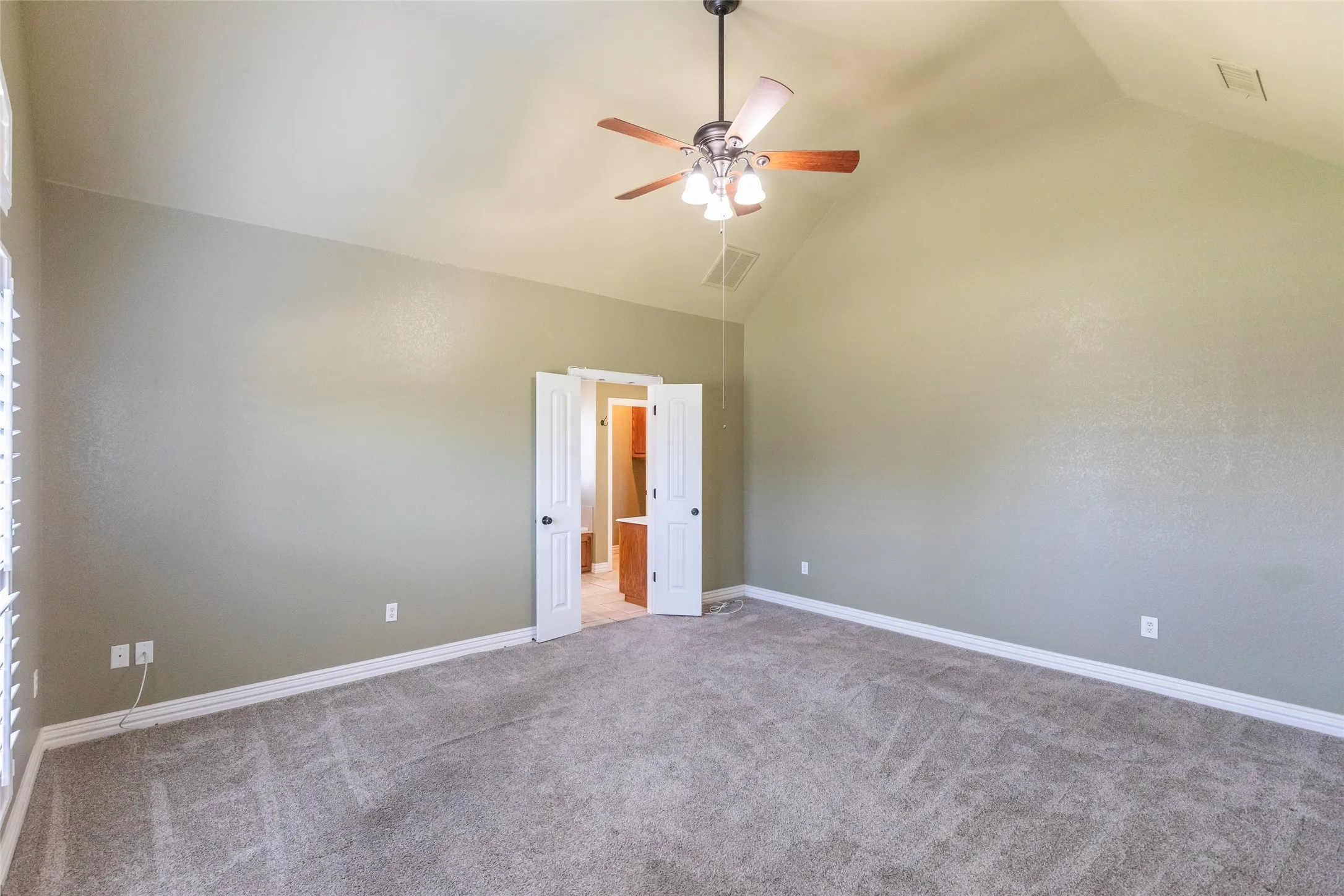 Single Family Residence For Sale in Taylor County , 173 Divide Avenue, Tuscola, Texas 79562, 4 Bedroom, 3 Bathroom, 2 Garage spaces, 2,605 Sqft, built in 2007, mls#21342003, Real Estate Agent in Tuscola, Homes For Sale in Taylor county, Homes For Sale in Tuscola, Realtor in Tuscola Texas, Real Estate Brokerage Independent Realty Texas, Luminita Cordes Realtor