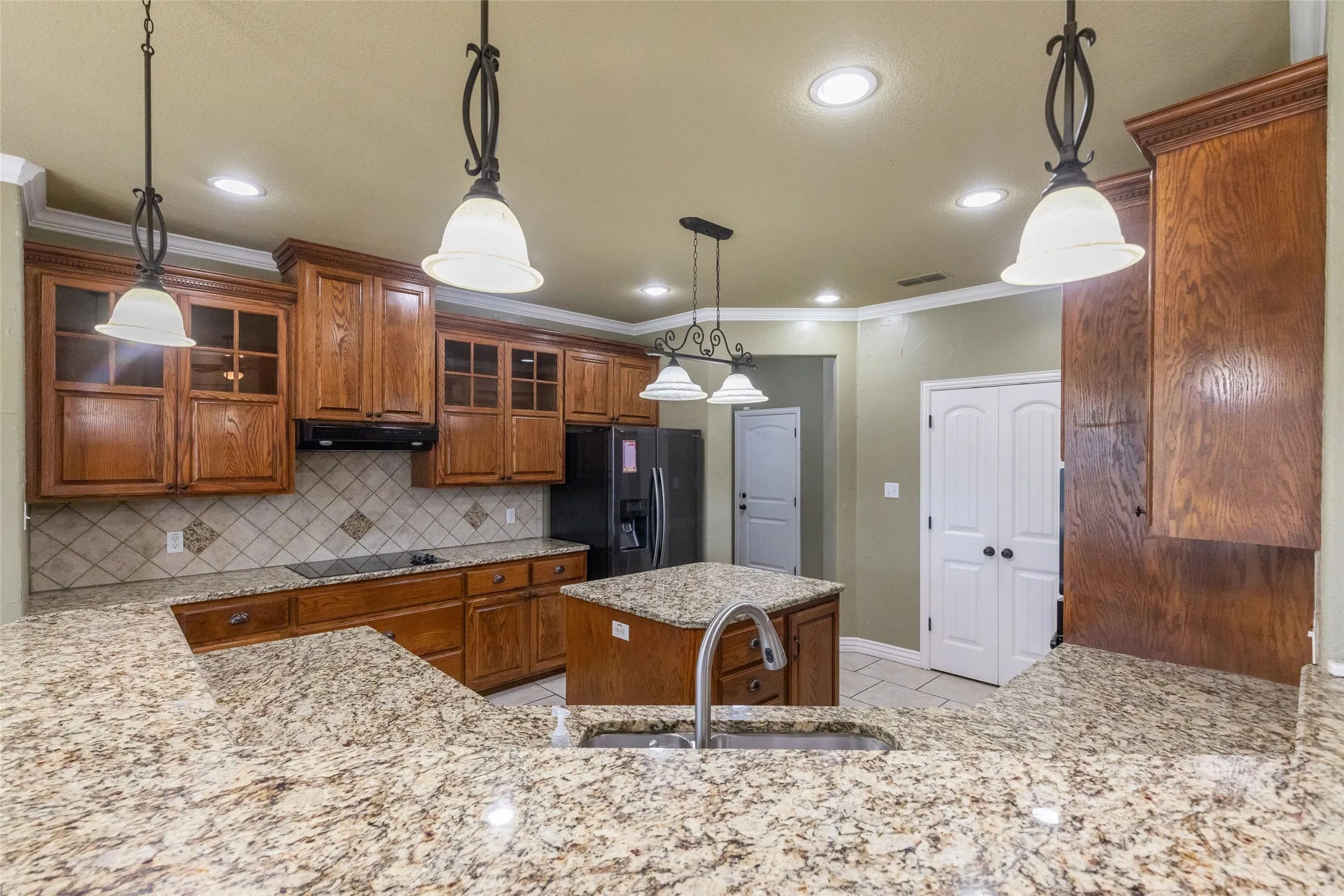 Single Family Residence For Sale in Taylor County , 173 Divide Avenue, Tuscola, Texas 79562, 4 Bedroom, 3 Bathroom, 2 Garage spaces, 2,605 Sqft, built in 2007, mls#21342003, Real Estate Agent in Tuscola, Homes For Sale in Taylor county, Homes For Sale in Tuscola, Realtor in Tuscola Texas, Real Estate Brokerage Independent Realty Texas, Luminita Cordes Realtor