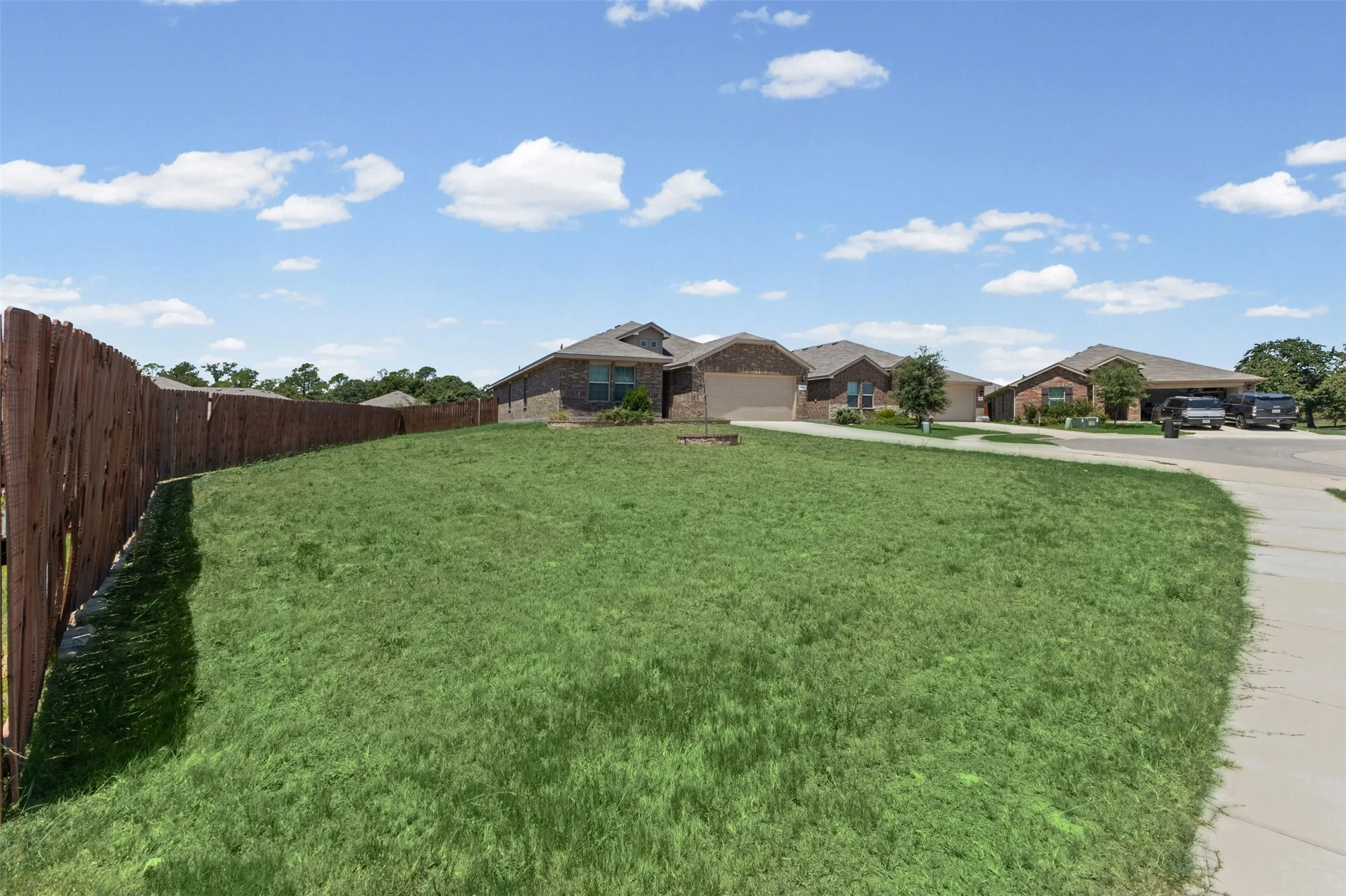 Single Family Residence For Sale in Parker County , 161 Anderson Mill Street, Azle, Texas 76020, 5 Bedrooms, 2 Bathrooms, 2 Garage spaces, 2,001 Sqft, built in 2022, Price $350,000, mls#21345514, Real Estate Agent in Azle, Homes For Sale in Parker county, Homes For Sale in Azle, Realtor in Azle Texas, Real Estate Brokerage Independent Realty Texas, Luminita Cordes Realtor