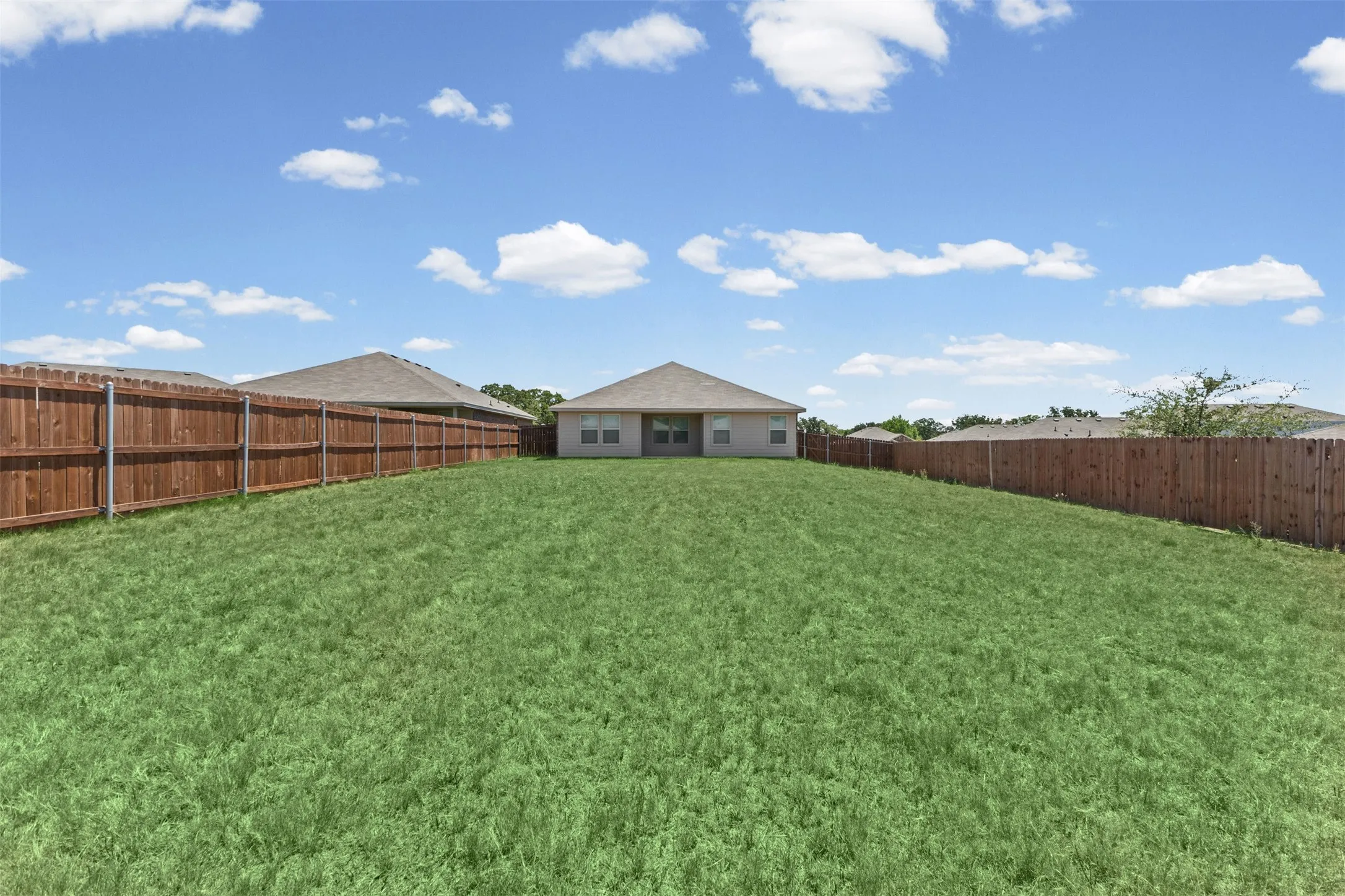 Single Family Residence For Sale in Parker County , 161 Anderson Mill Street, Azle, Texas 76020, 5 Bedrooms, 2 Bathrooms, 2 Garage spaces, 2,001 Sqft, built in 2022, Price $350,000, mls#21345514, Real Estate Agent in Azle, Homes For Sale in Parker county, Homes For Sale in Azle, Realtor in Azle Texas, Real Estate Brokerage Independent Realty Texas, Luminita Cordes Realtor