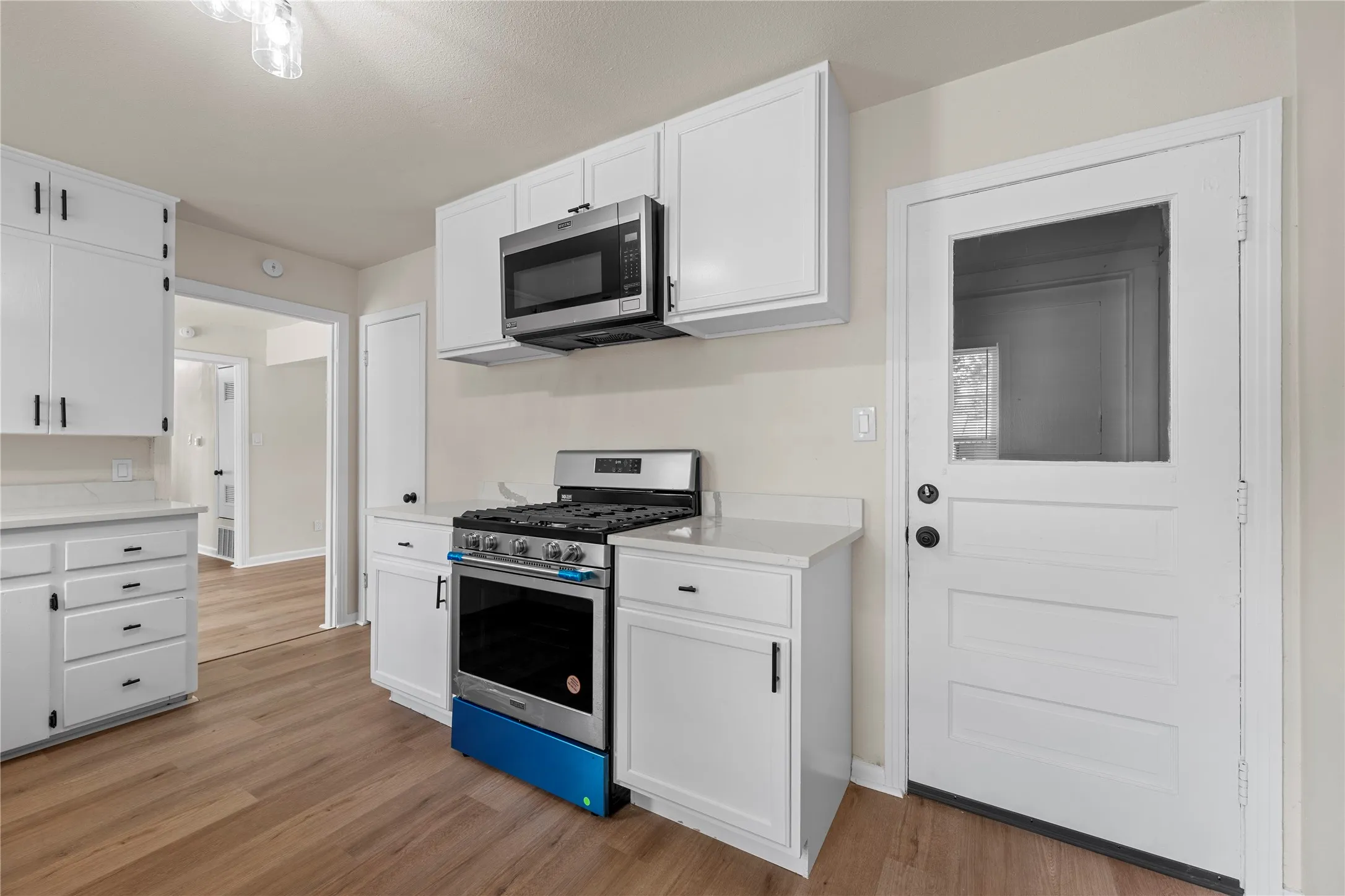Single Family Residence For Sale in Mc Lennan County , 1007 N 61ST Street, Waco, Texas 76710, 3 Bedroom, 1 Bathroom, 1 Garage spaces, 1,108 Sqft, built in 1956, mls#21345582, Real Estate Agent in Waco, Homes For Sale in Mc Lennan county, Homes For Sale in Waco, Realtor in Waco Texas, Real Estate Brokerage Independent Realty Texas, Luminita Cordes Realtor
