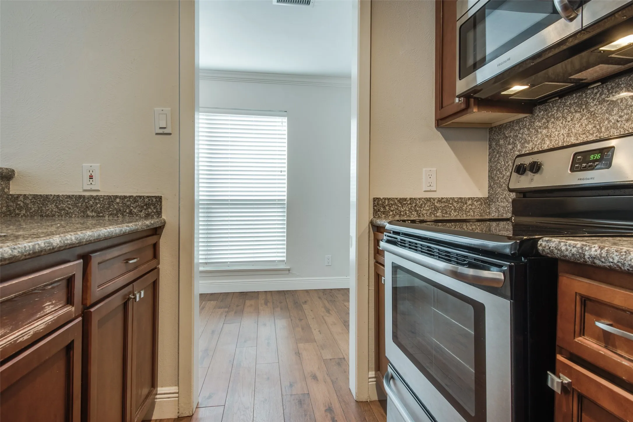 Apartment For Rent in Dallas County , 3907 Gilbert Avenue 3, Dallas, Texas 75219, 0, 1 Bathroom, Garage spaces, 2,444 Sqft, built in 1974, Price $1,095, mls#21345680, Real Estate Agent in Dallas, Homes For Rent in Dallas county, Homes For Rent in Dallas, Realtor in Dallas Texas, Real Estate Brokerage Independent Realty Texas, Luminita Cordes Realtor