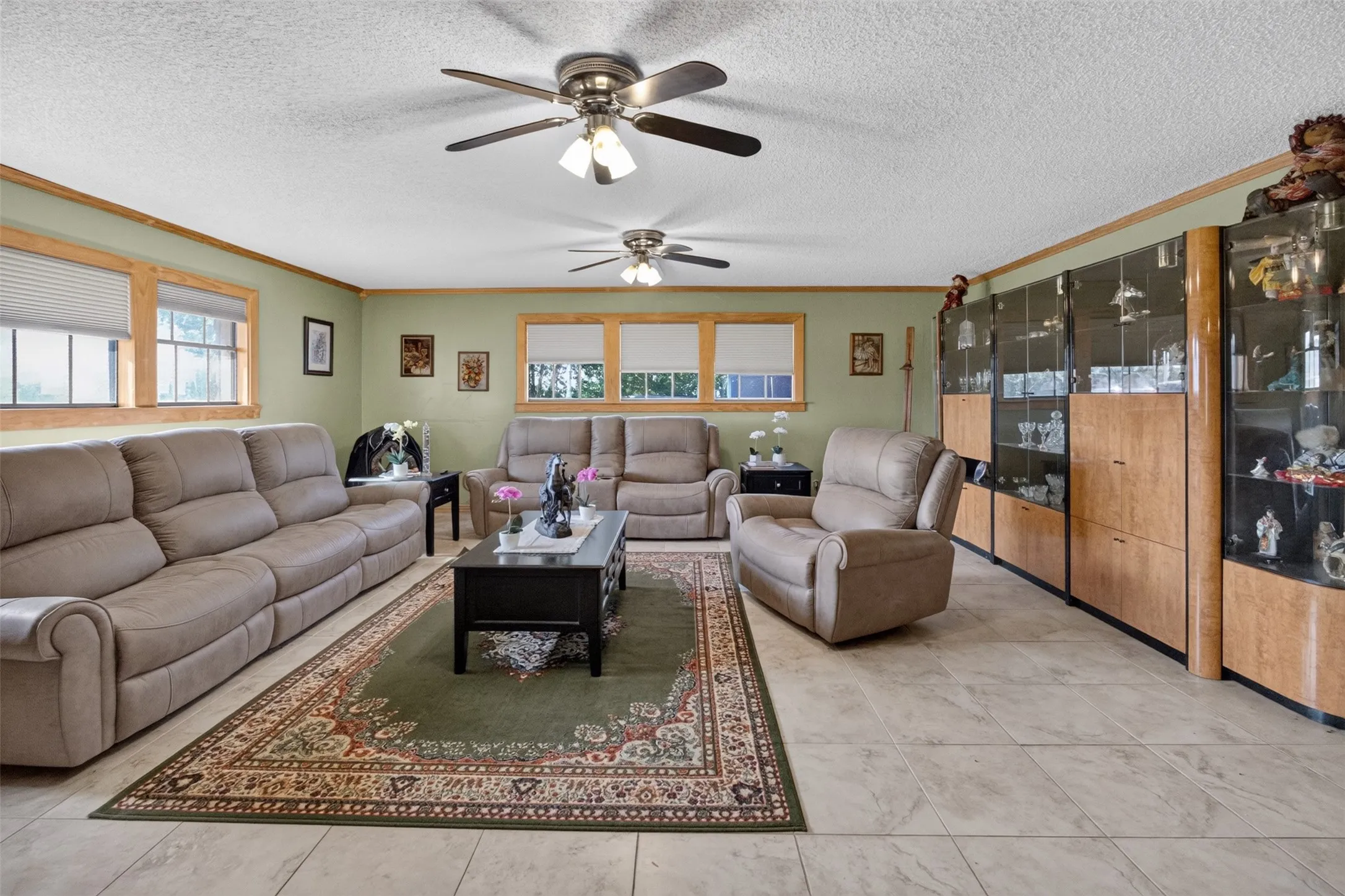 Single Family Residence For Sale in Johnson County , 12501 Fm 2331, Godley, Texas 76044, 3 Bedroom, 2 Bathroom, 2 Garage spaces, 2,430 Sqft, built in 1980, mls#21345589, Real Estate Agent in Godley, Homes For Sale in Johnson county, Homes For Sale in Godley, Realtor in Godley Texas, Real Estate Brokerage Independent Realty Texas, Luminita Cordes Realtor
