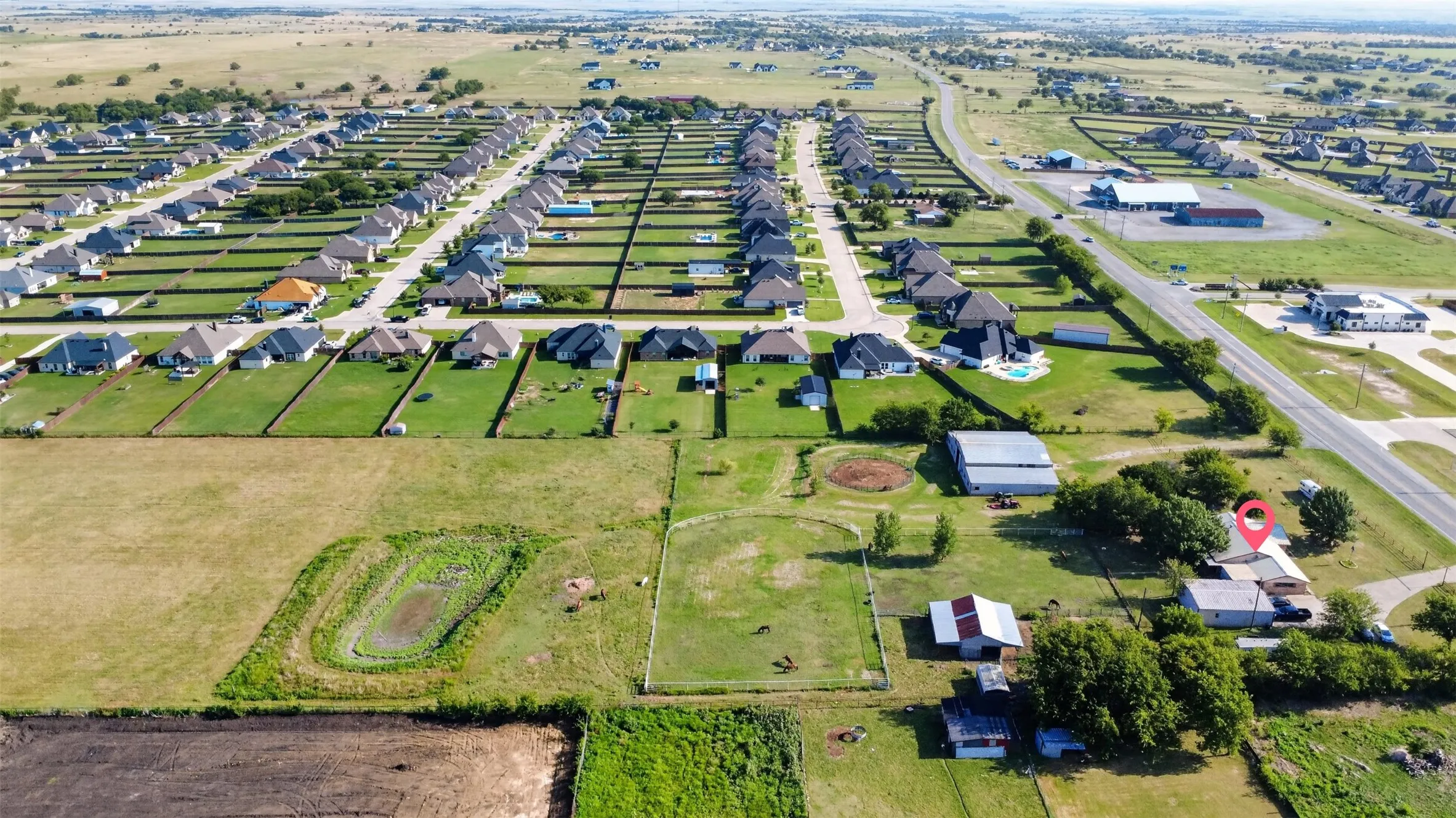 Single Family Residence For Sale in Johnson County , 12501 Fm 2331, Godley, Texas 76044, 3 Bedroom, 2 Bathroom, 2 Garage spaces, 2,430 Sqft, built in 1980, mls#21345589, Real Estate Agent in Godley, Homes For Sale in Johnson county, Homes For Sale in Godley, Realtor in Godley Texas, Real Estate Brokerage Independent Realty Texas, Luminita Cordes Realtor