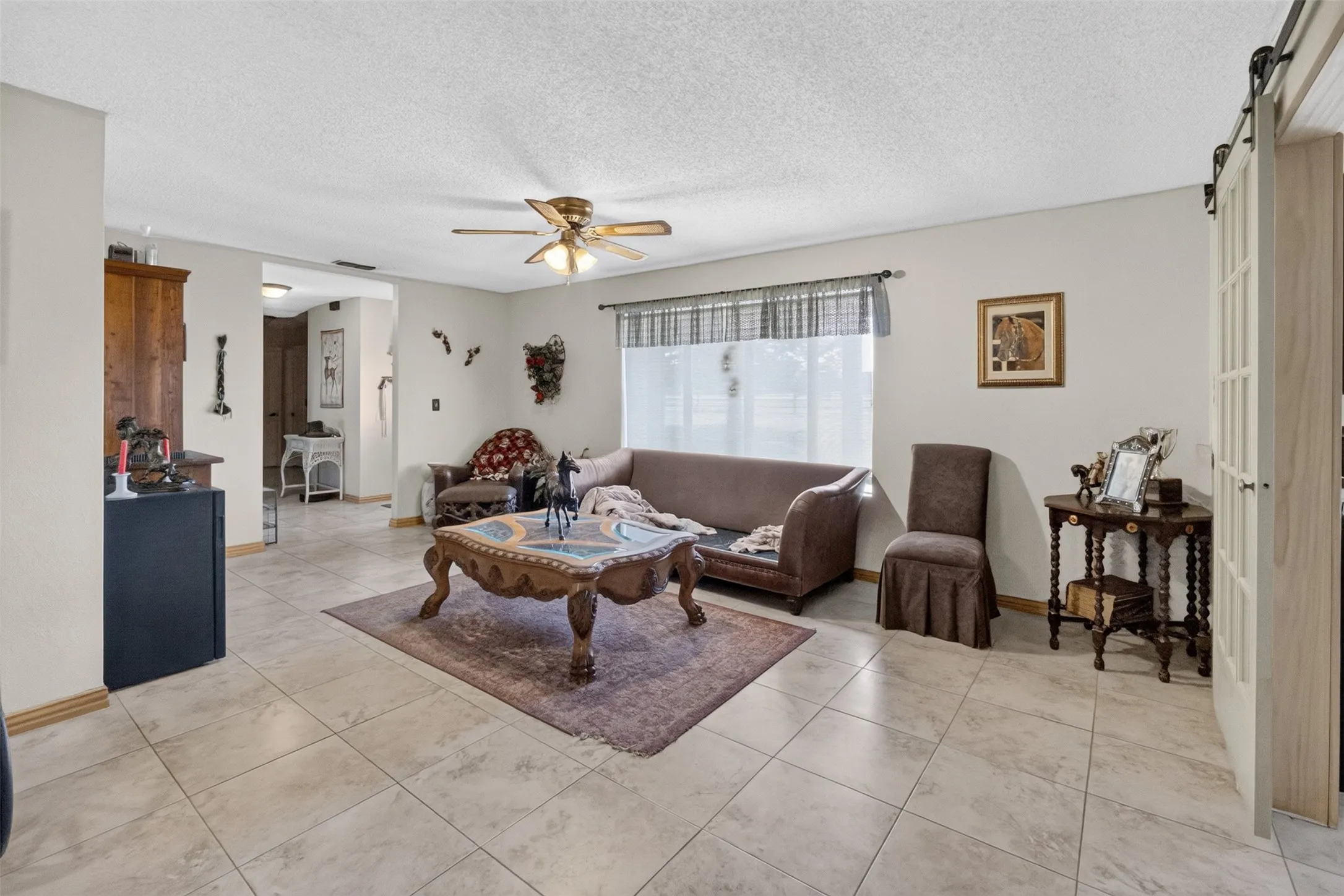 Single Family Residence For Sale in Johnson County , 12501 Fm 2331, Godley, Texas 76044, 3 Bedroom, 2 Bathroom, 2 Garage spaces, 2,430 Sqft, built in 1980, mls#21345589, Real Estate Agent in Godley, Homes For Sale in Johnson county, Homes For Sale in Godley, Realtor in Godley Texas, Real Estate Brokerage Independent Realty Texas, Luminita Cordes Realtor