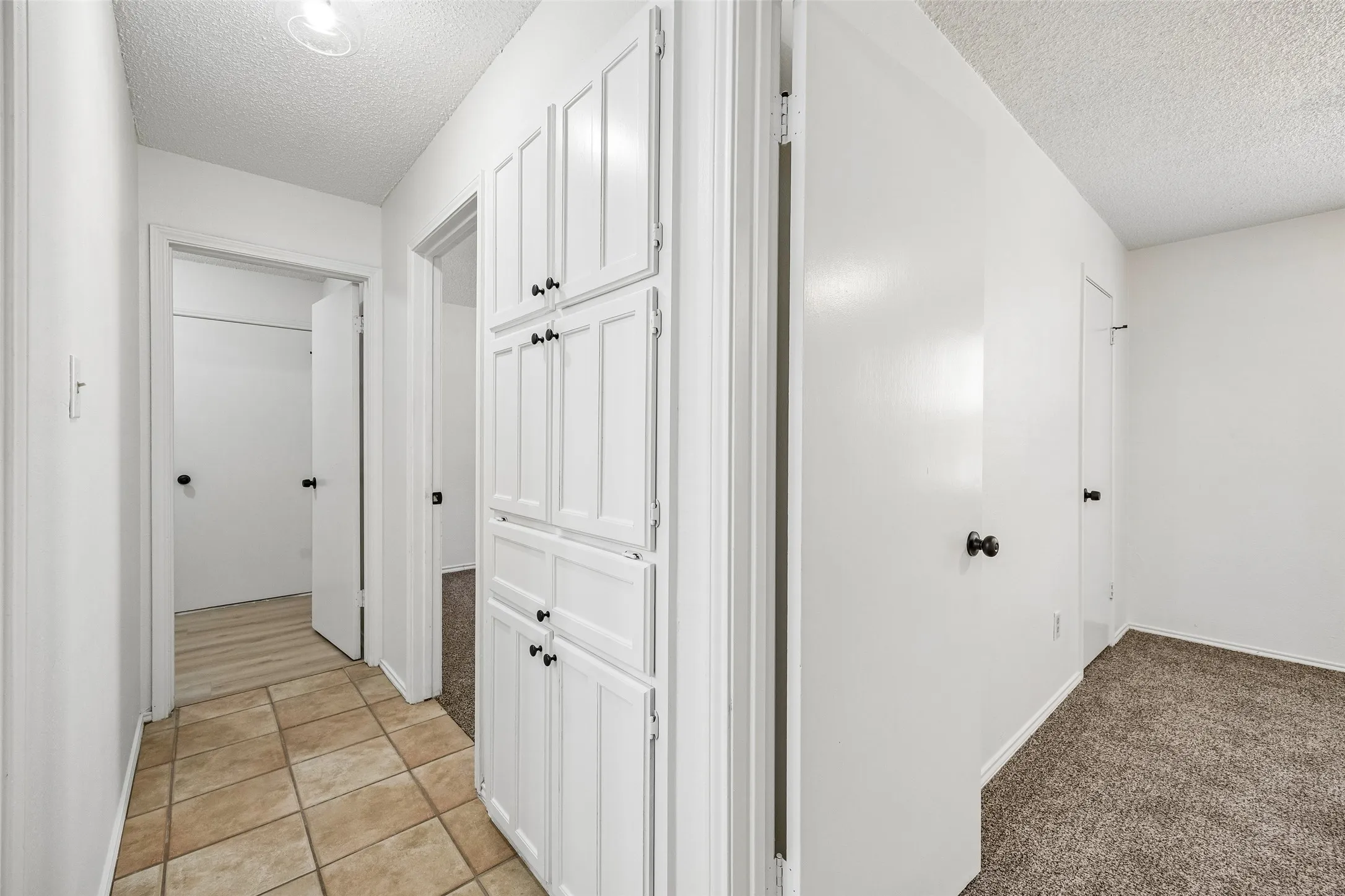 Single Family Residence For Sale in Tarrant County , 2614 Charolais Way, Arlington, Texas 76017, 3 Bedroom, 2 Bathroom, 2 Garage spaces, 1,852 Sqft, built in 1978, mls#21344589, Real Estate Agent in Arlington, Homes For Sale in Tarrant county, Homes For Sale in Arlington, Realtor in Arlington Texas, Real Estate Brokerage Independent Realty Texas, Luminita Cordes Realtor