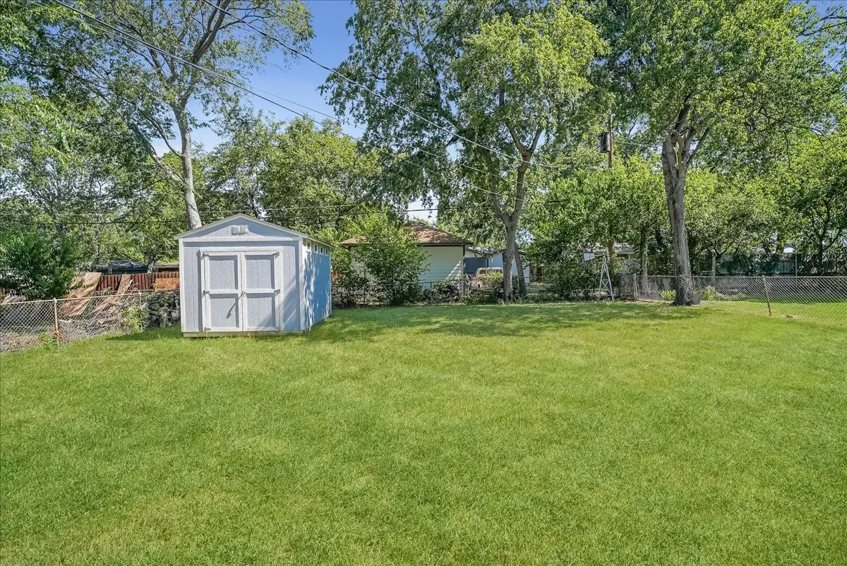 Single Family Residence For Sale in Tarrant County , 6667 Jannie Street, North Richland Hills, Texas 76180, 2 Bedroom, 1 Bathroom, 1 Garage spaces, 1,060 Sqft, built in 1953, mls#21343379, Real Estate Agent in North Richland Hills, Homes For Sale in Tarrant county, Homes For Sale in North Richland Hills, Realtor in North Richland Hills Texas, Real Estate Brokerage Independent Realty Texas, Luminita Cordes Realtor