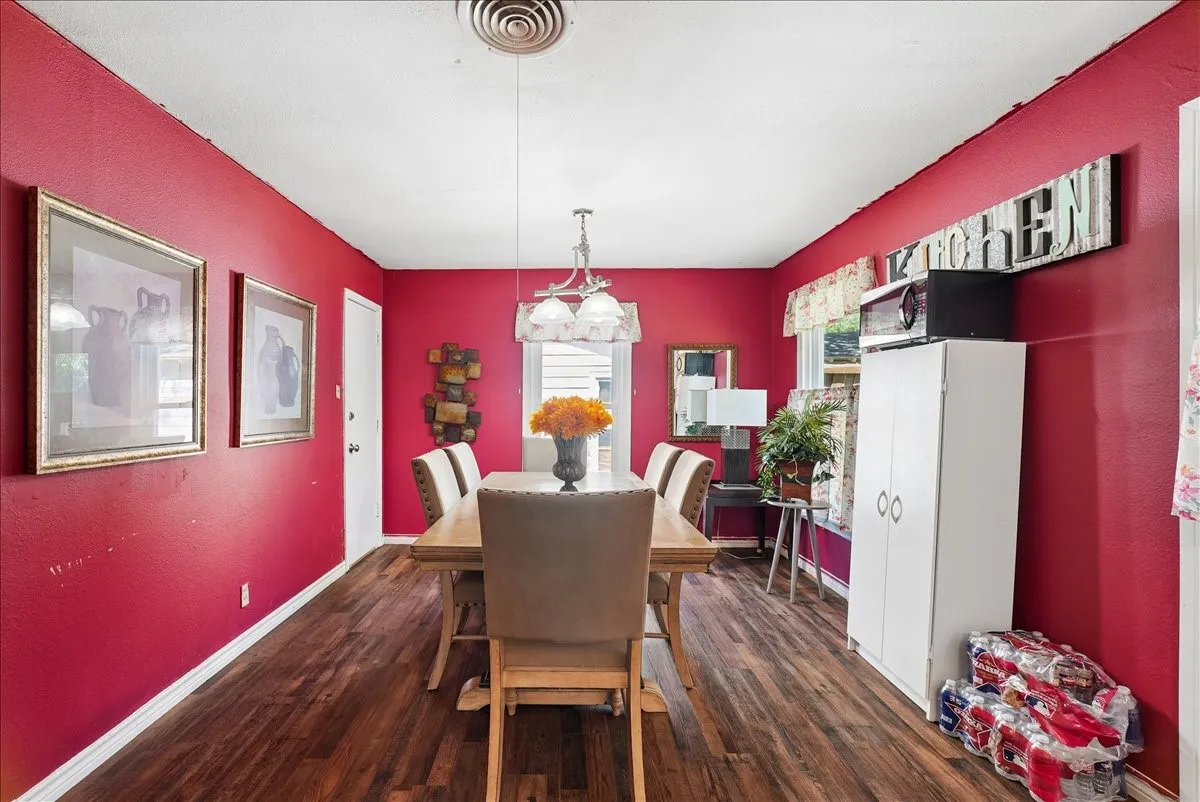 Single Family Residence For Sale in Tarrant County , 6667 Jannie Street, North Richland Hills, Texas 76180, 2 Bedroom, 1 Bathroom, 1 Garage spaces, 1,060 Sqft, built in 1953, mls#21343379, Real Estate Agent in North Richland Hills, Homes For Sale in Tarrant county, Homes For Sale in North Richland Hills, Realtor in North Richland Hills Texas, Real Estate Brokerage Independent Realty Texas, Luminita Cordes Realtor