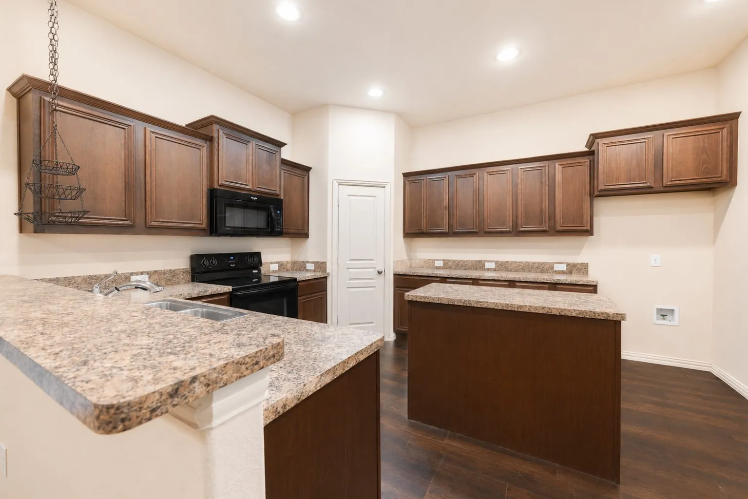 Single Family Residence For Sale in Tarrant County , 7420 Rose Crest Boulevard, Forest Hill, Texas 76140, 4 Bedroom, 2 Bathroom, 2 Garage spaces, 2,194 Sqft, built in 2015, mls#21332236, Real Estate Agent in Forest Hill, Homes For Sale in Tarrant county, Homes For Sale in Forest Hill, Realtor in Forest Hill Texas, Real Estate Brokerage Independent Realty Texas, Luminita Cordes Realtor