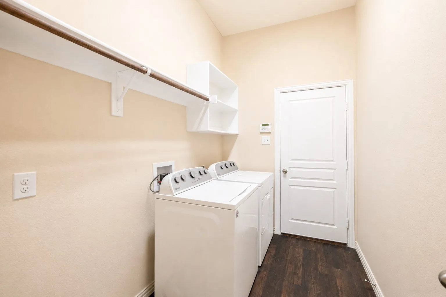 Single Family Residence For Sale in Tarrant County , 7420 Rose Crest Boulevard, Forest Hill, Texas 76140, 4 Bedroom, 2 Bathroom, 2 Garage spaces, 2,194 Sqft, built in 2015, mls#21332236, Real Estate Agent in Forest Hill, Homes For Sale in Tarrant county, Homes For Sale in Forest Hill, Realtor in Forest Hill Texas, Real Estate Brokerage Independent Realty Texas, Luminita Cordes Realtor