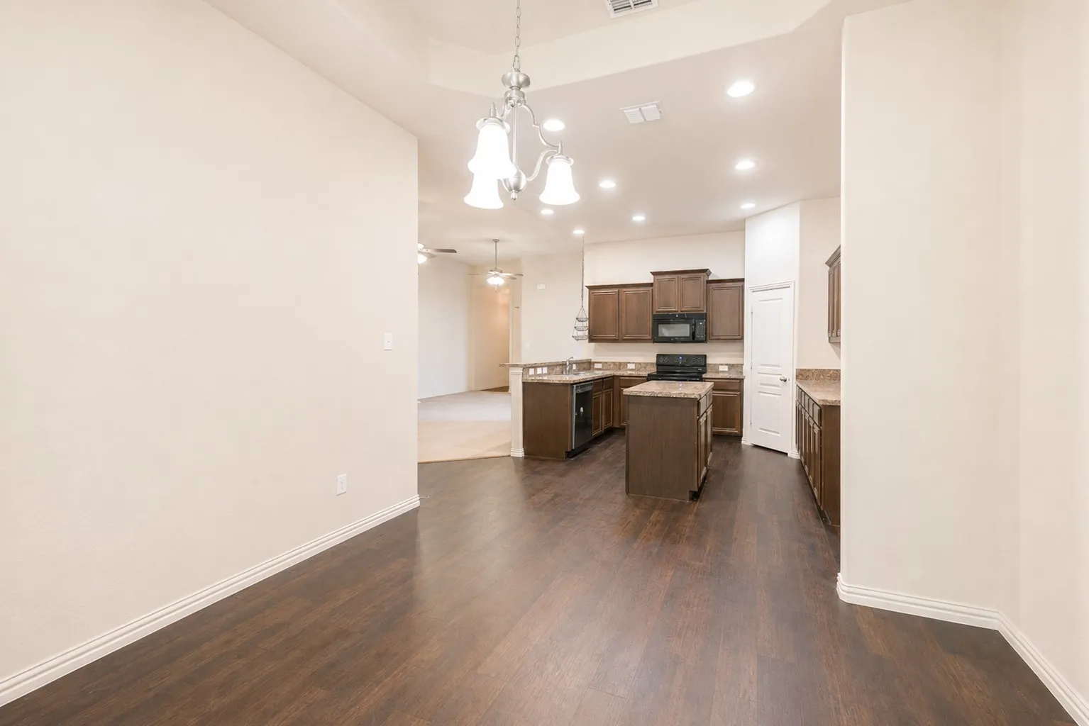 Single Family Residence For Sale in Tarrant County , 7420 Rose Crest Boulevard, Forest Hill, Texas 76140, 4 Bedroom, 2 Bathroom, 2 Garage spaces, 2,194 Sqft, built in 2015, mls#21332236, Real Estate Agent in Forest Hill, Homes For Sale in Tarrant county, Homes For Sale in Forest Hill, Realtor in Forest Hill Texas, Real Estate Brokerage Independent Realty Texas, Luminita Cordes Realtor