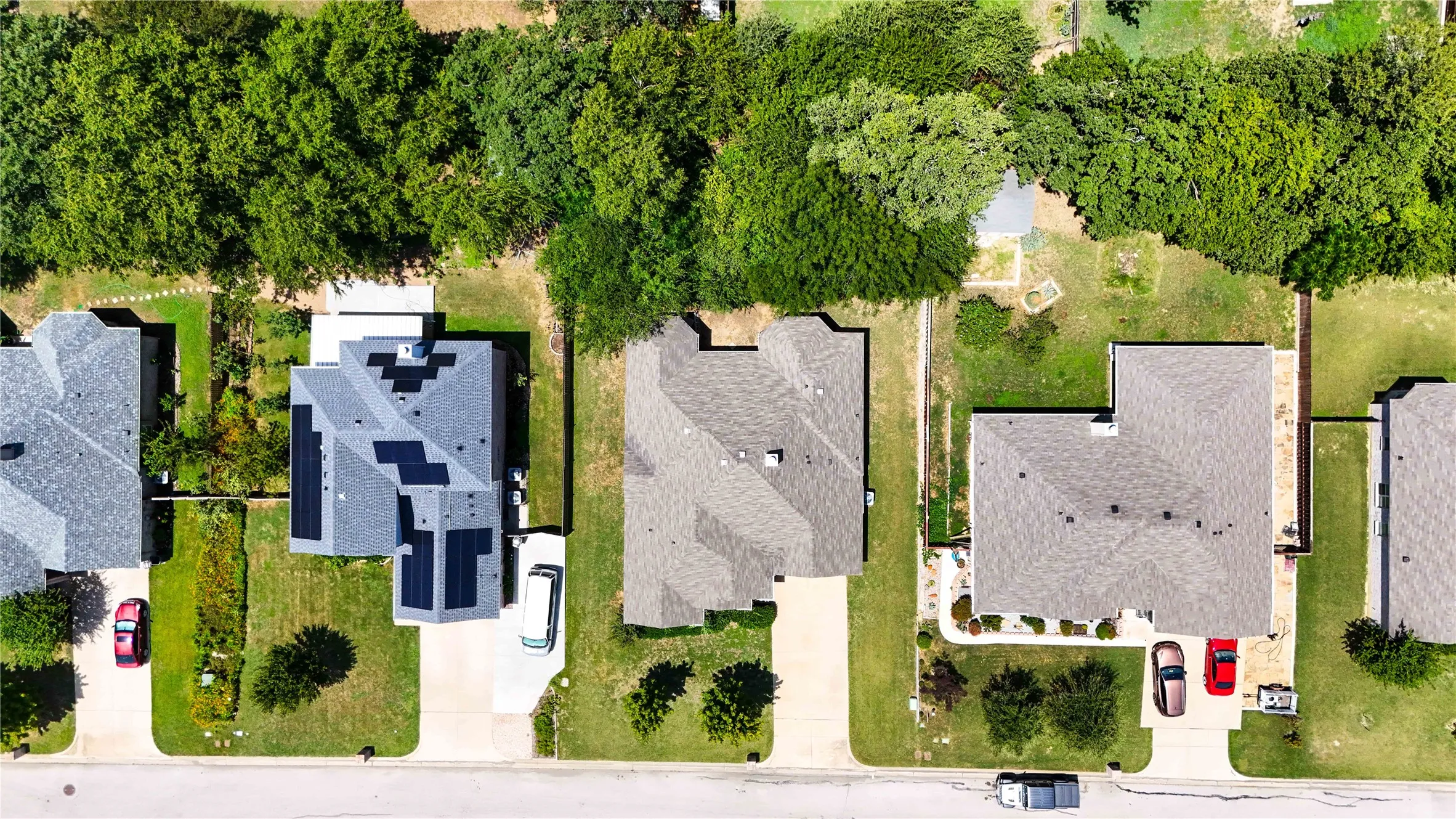 Single Family Residence For Sale in Tarrant County , 7420 Rose Crest Boulevard, Forest Hill, Texas 76140, 4 Bedroom, 2 Bathroom, 2 Garage spaces, 2,194 Sqft, built in 2015, mls#21332236, Real Estate Agent in Forest Hill, Homes For Sale in Tarrant county, Homes For Sale in Forest Hill, Realtor in Forest Hill Texas, Real Estate Brokerage Independent Realty Texas, Luminita Cordes Realtor