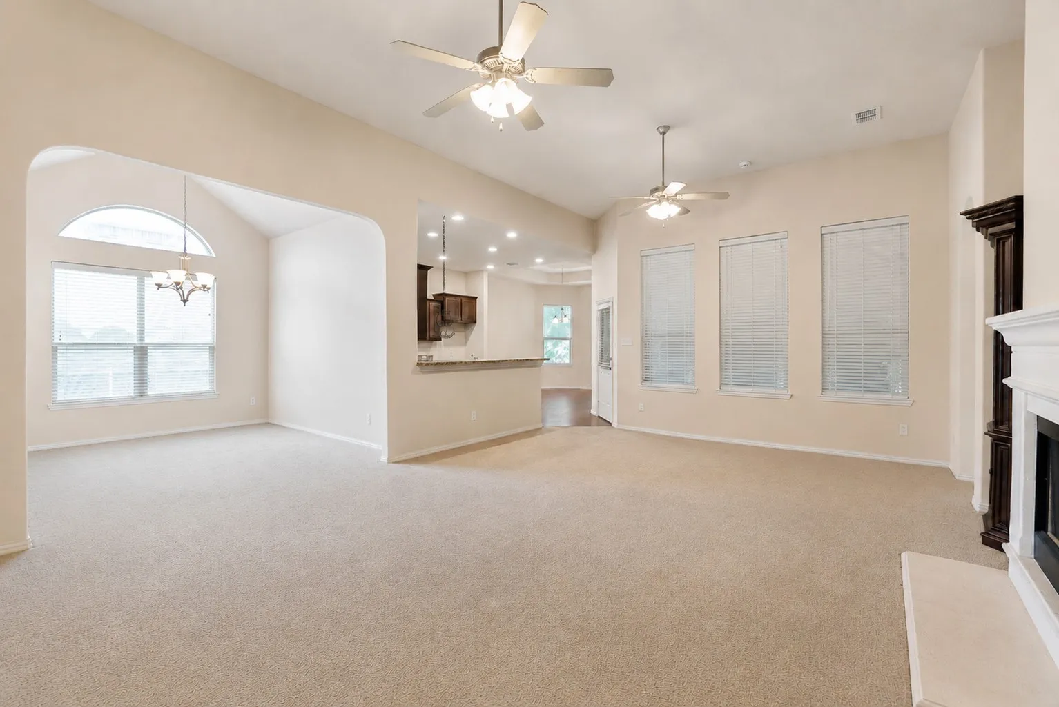Single Family Residence For Sale in Tarrant County , 7420 Rose Crest Boulevard, Forest Hill, Texas 76140, 4 Bedroom, 2 Bathroom, 2 Garage spaces, 2,194 Sqft, built in 2015, mls#21332236, Real Estate Agent in Forest Hill, Homes For Sale in Tarrant county, Homes For Sale in Forest Hill, Realtor in Forest Hill Texas, Real Estate Brokerage Independent Realty Texas, Luminita Cordes Realtor