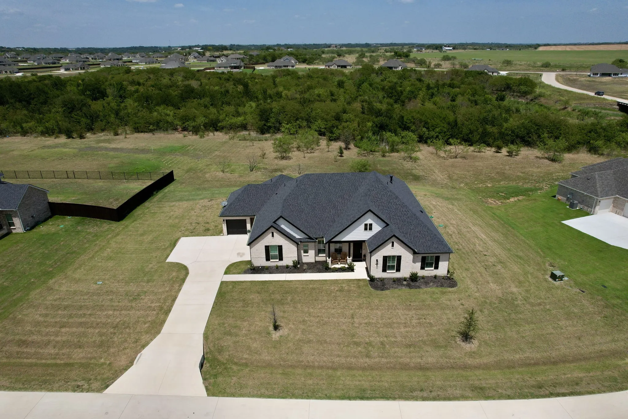 Nice lot backing to trees! No Rear neighbor.