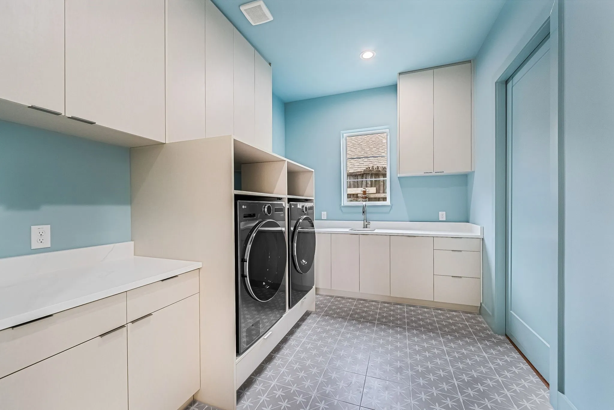 Single Family Residence For Sale in Dallas County , 3614 Linda Drive, Dallas, Texas 75220, 4 Bedroom, 5 Bathroom, 2 Garage spaces, 3,538 Sqft, built in 2026, mls#21345700, Real Estate Agent in Dallas, Homes For Sale in Dallas county, Homes For Sale in Dallas, Realtor in Dallas Texas, Real Estate Brokerage Independent Realty Texas, Luminita Cordes Realtor