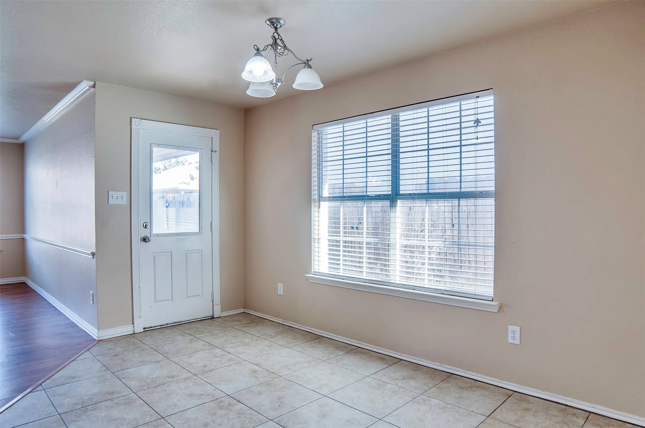 Single Family Residence For Rent in Kaufman County , 2056 Old Glory Lane, Heartland, Texas 75126, 3 Bedroom, 2 Bathroom, 2 Garage spaces, 1,770 Sqft, built in 2006, Price $1,925, mls#21345730, Real Estate Agent in Heartland, Homes For Rent in Kaufman county, Homes For Rent in Heartland, Realtor in Heartland Texas, Real Estate Brokerage Independent Realty Texas, Luminita Cordes Realtor