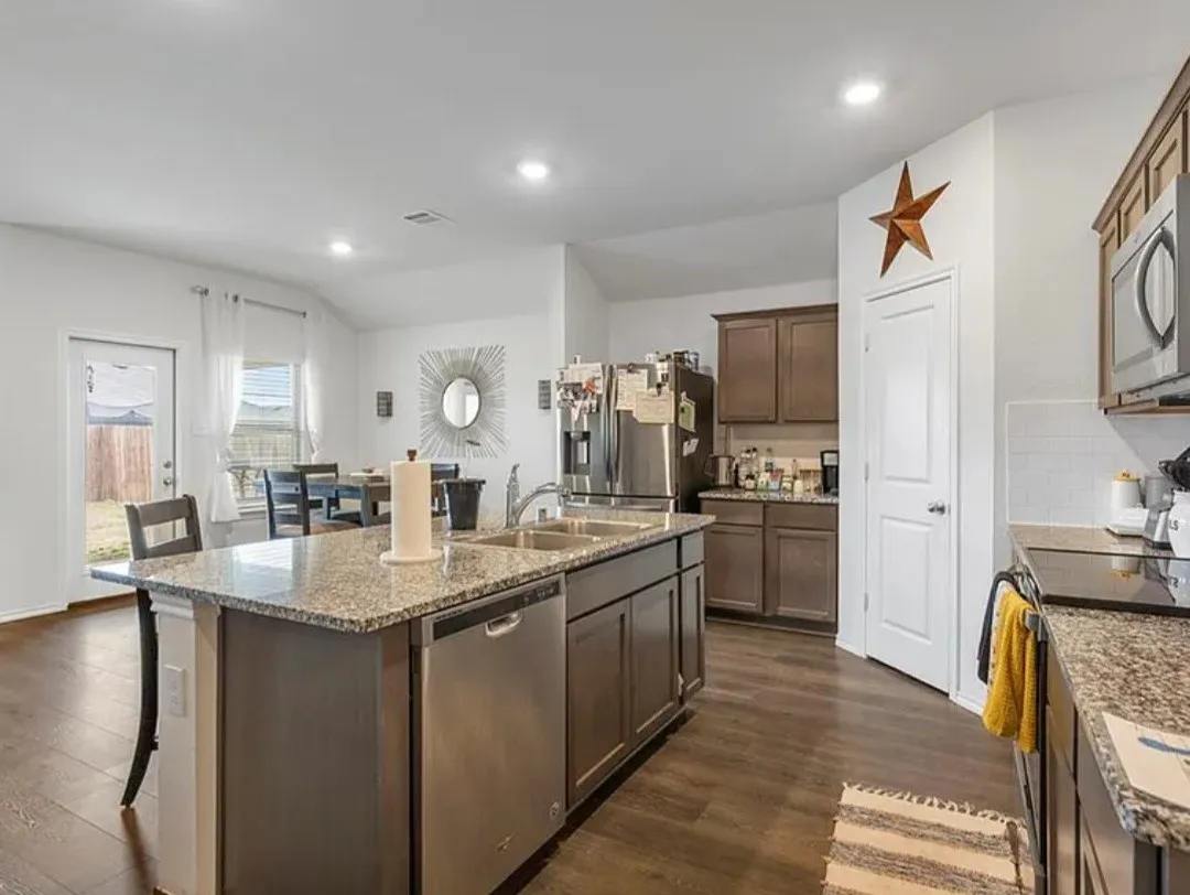 Single Family Residence For Rent in Collin County , 1304 Lowhill Drive, Royse City, Texas 75189, 4 Bedroom, 2 Bathroom, 2 Garage spaces, 1,843 Sqft, built in 2021, mls#21345734, Real Estate Agent in Royse City, Homes For Rent in Collin county, Homes For Rent in Royse City, Realtor in Royse City Texas, Real Estate Brokerage Independent Realty Texas, Luminita Cordes Realtor