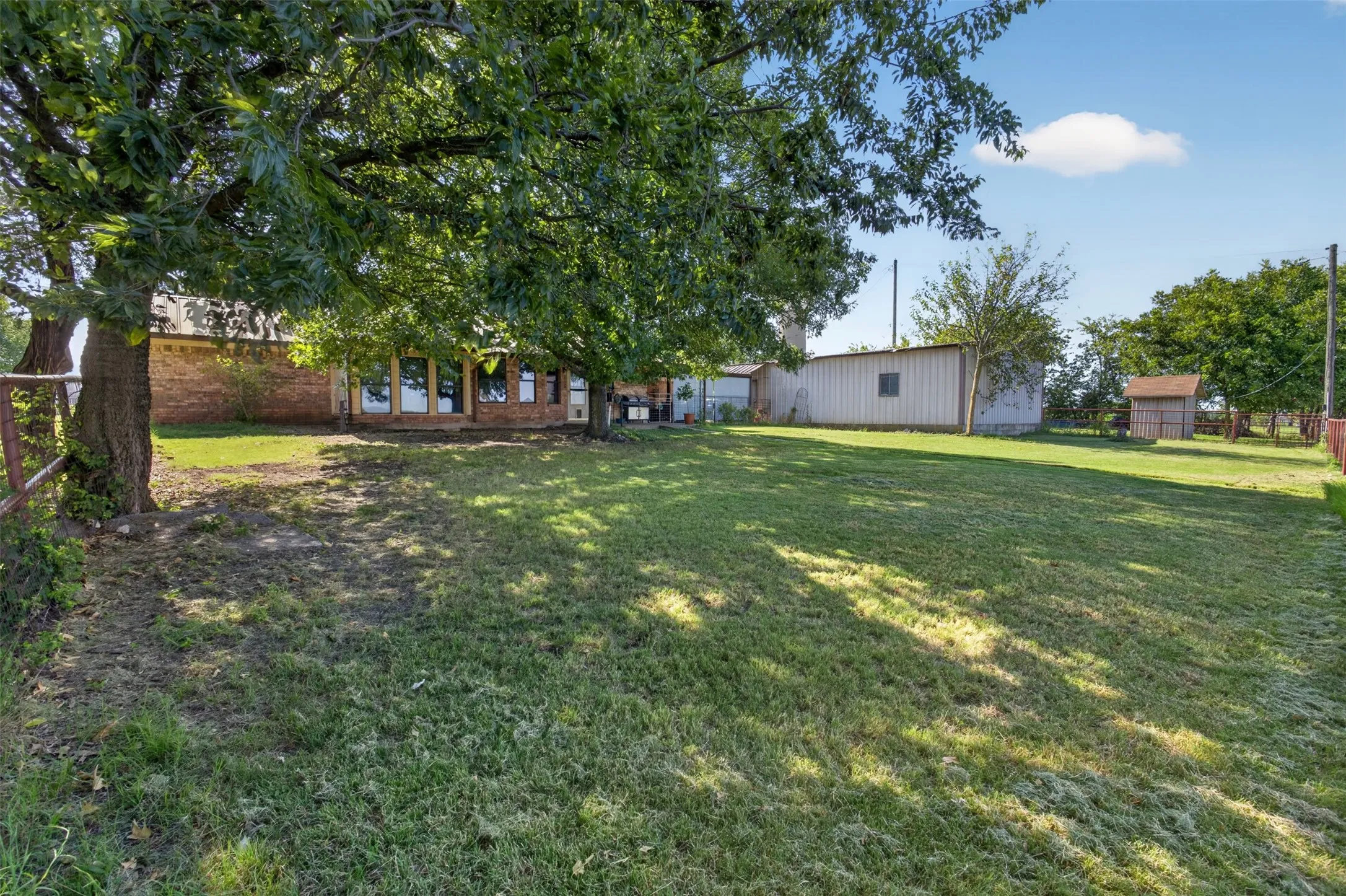Business For Sale in Johnson County , 12501 Fm 2331, Godley, Texas 76044, 0, 0, Garage spaces, 0 Sqft, built in 1980, mls#21345749, Real Estate Agent in Godley, Homes For Sale in Johnson county, Homes For Sale in Godley, Realtor in Godley Texas, Real Estate Brokerage Independent Realty Texas, Luminita Cordes Realtor
