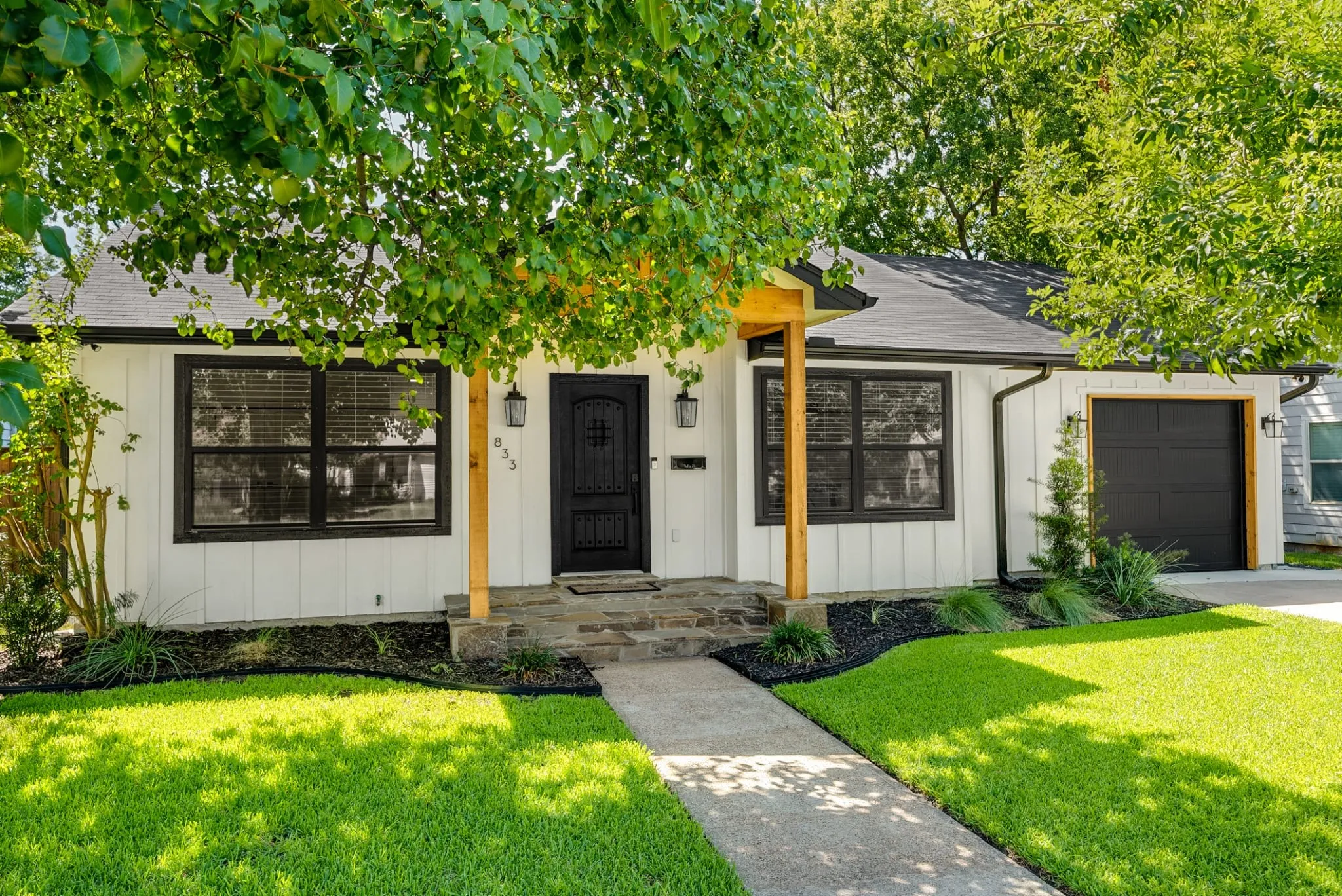Single Family Residence For Sale in Tarrant County , 833 N Bailey Avenue, Fort Worth, Texas 76107, 2 Bedroom, 2 Bathroom, 2 Garage spaces, 1,388 Sqft, built in 2024, mls#21342613, Real Estate Agent in Fort Worth, Homes For Sale in Tarrant county, Homes For Sale in Fort Worth, Realtor in Fort Worth Texas, Real Estate Brokerage Independent Realty Texas, Luminita Cordes Realtor