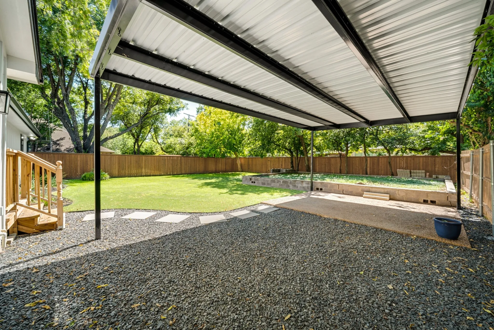Single Family Residence For Sale in Tarrant County , 833 N Bailey Avenue, Fort Worth, Texas 76107, 2 Bedroom, 2 Bathroom, 2 Garage spaces, 1,388 Sqft, built in 2024, mls#21342613, Real Estate Agent in Fort Worth, Homes For Sale in Tarrant county, Homes For Sale in Fort Worth, Realtor in Fort Worth Texas, Real Estate Brokerage Independent Realty Texas, Luminita Cordes Realtor