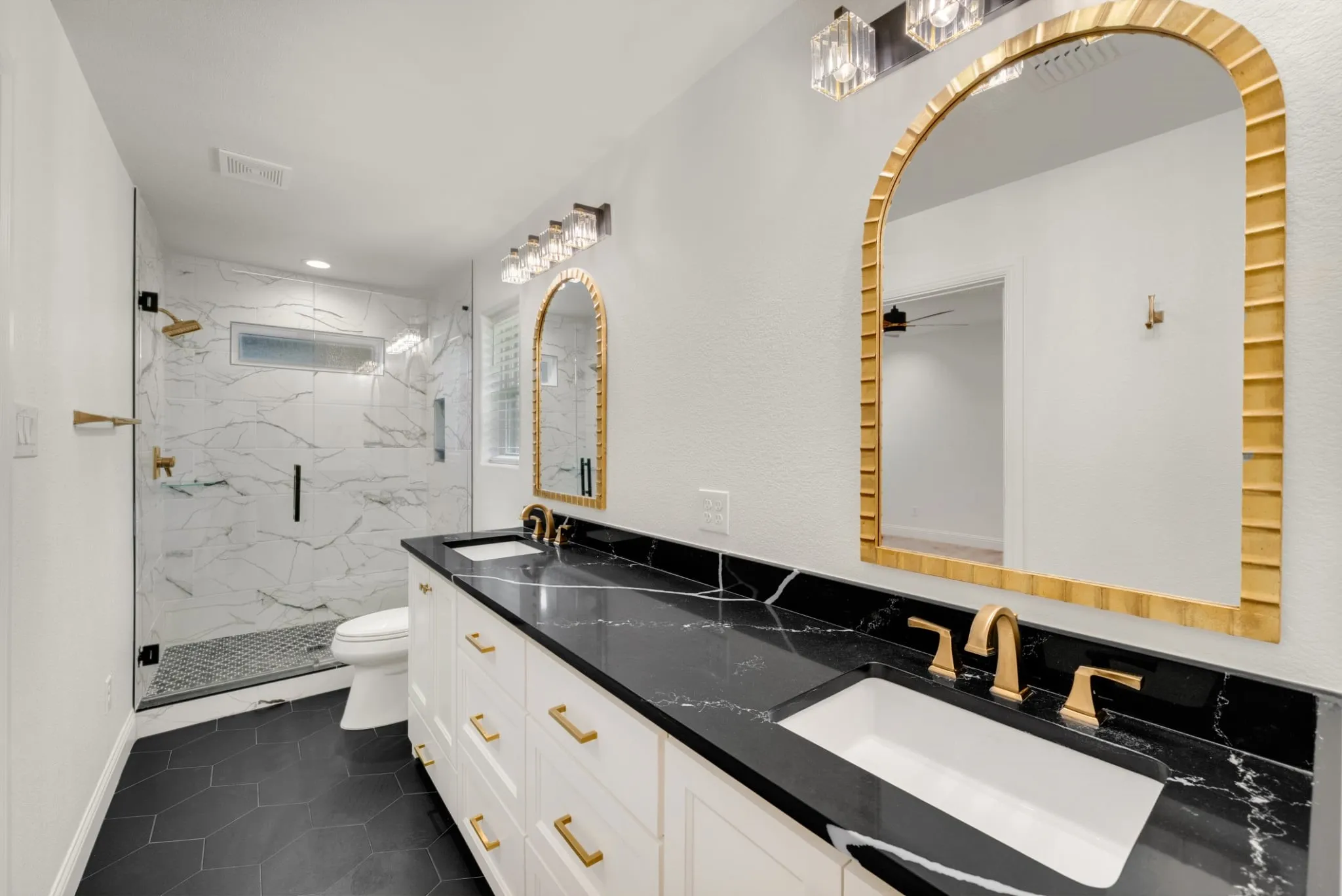 Single Family Residence For Sale in Tarrant County , 833 N Bailey Avenue, Fort Worth, Texas 76107, 2 Bedroom, 2 Bathroom, 2 Garage spaces, 1,388 Sqft, built in 2024, mls#21342613, Real Estate Agent in Fort Worth, Homes For Sale in Tarrant county, Homes For Sale in Fort Worth, Realtor in Fort Worth Texas, Real Estate Brokerage Independent Realty Texas, Luminita Cordes Realtor